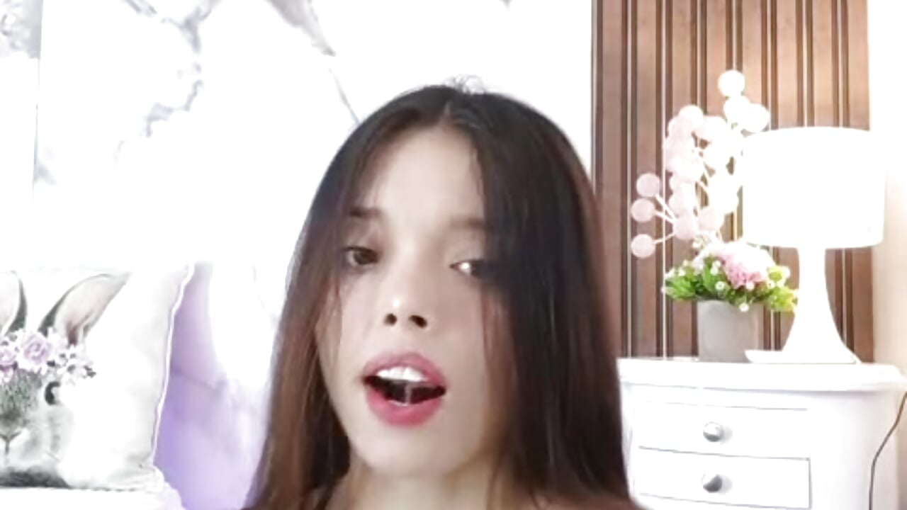 Are we going to play or are you just going to watch? 🥵😏 - video by hannahill69 cam model