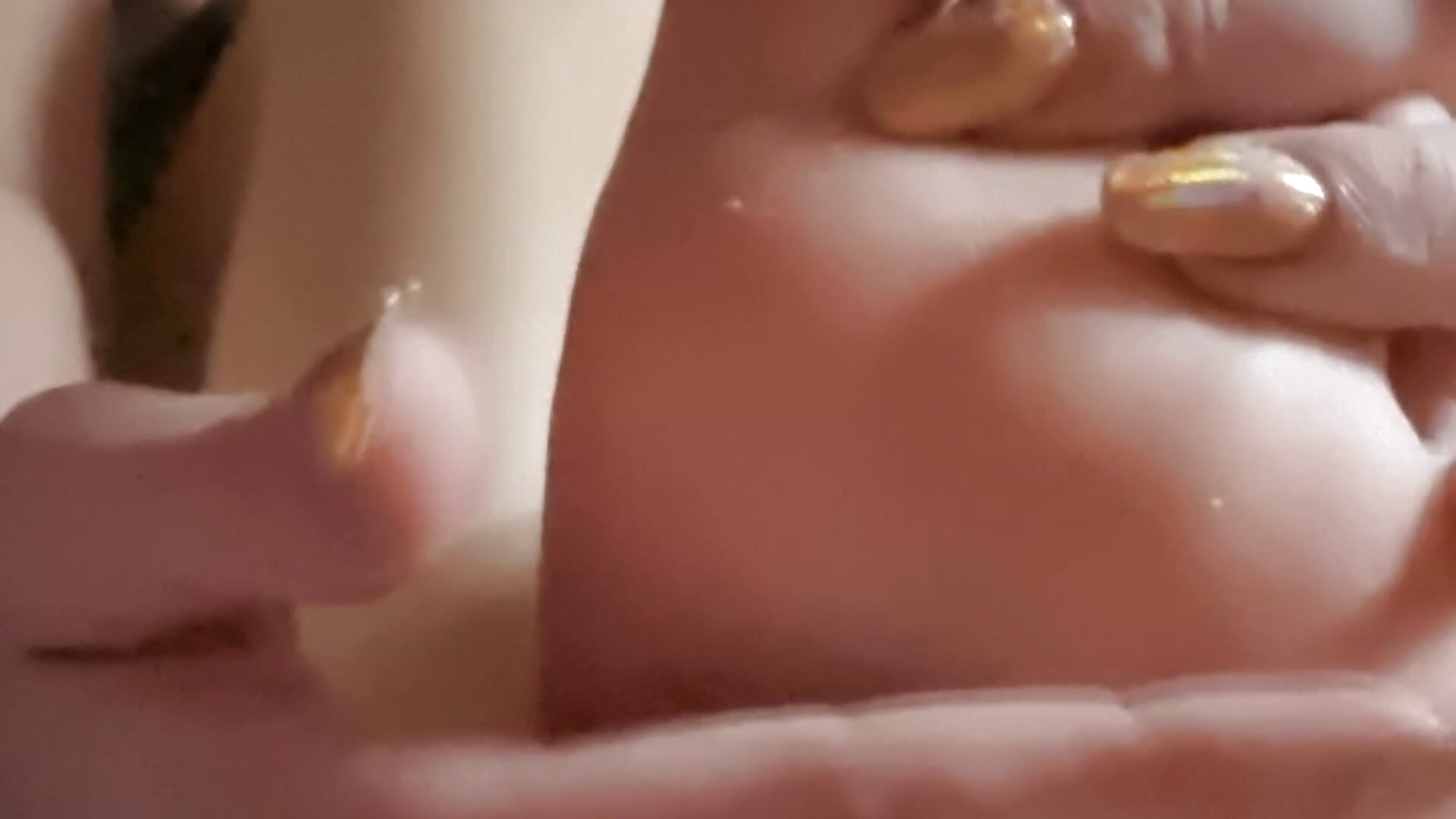 Per i pezzenti come te che amano essere insultati - video by Italianbadassgirl cam model