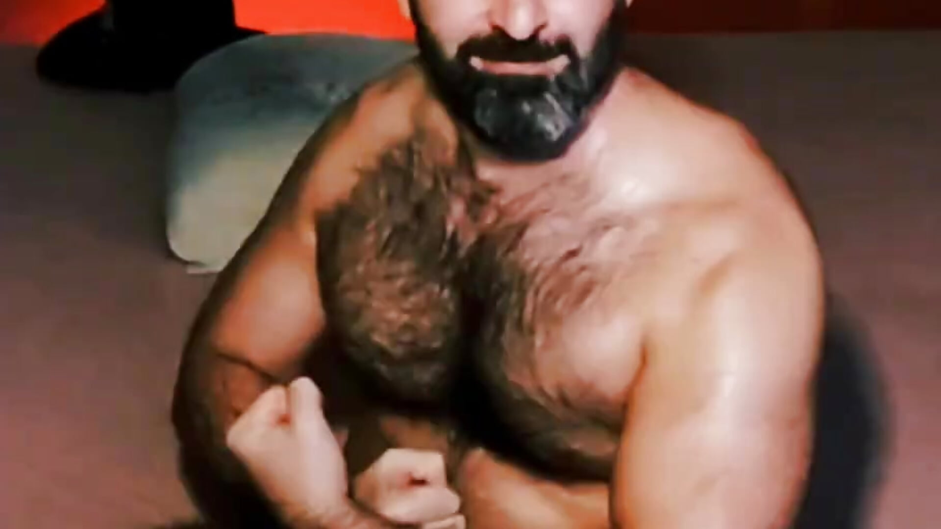 I'm your best friend－カメラキャストのRobertoDeneruの動画