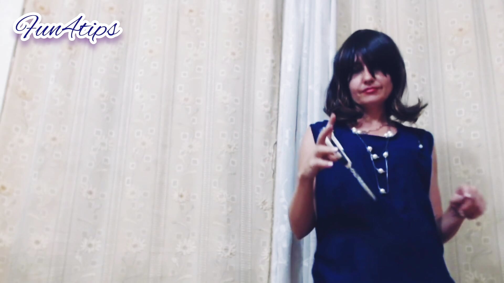 Love The Way She Strips And get Naked - video av FUN4TIPS cam-modell