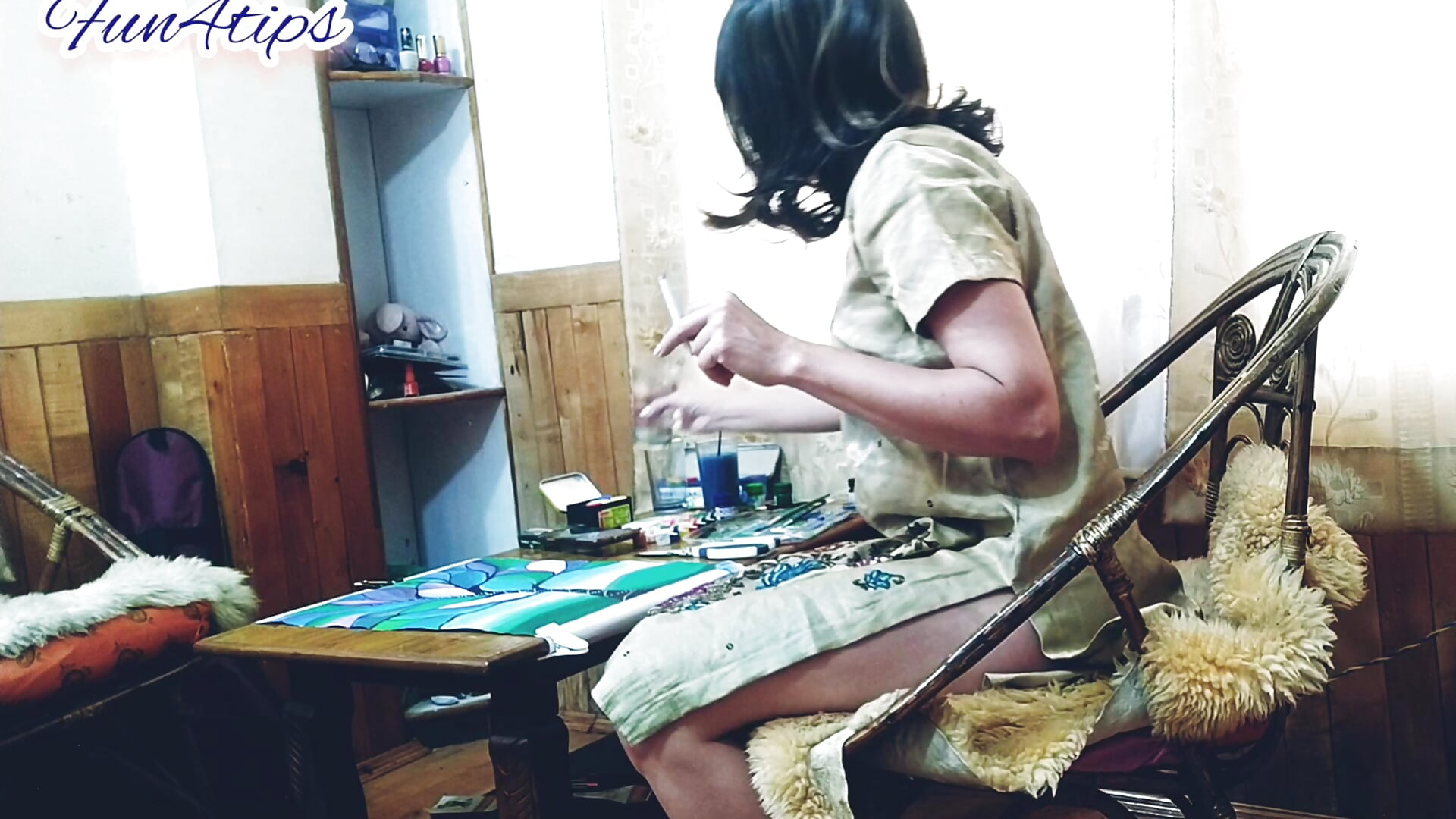 Smoking Hot MILF Showing Long Legs Expecting Tips - video av FUN4TIPS cam-modell