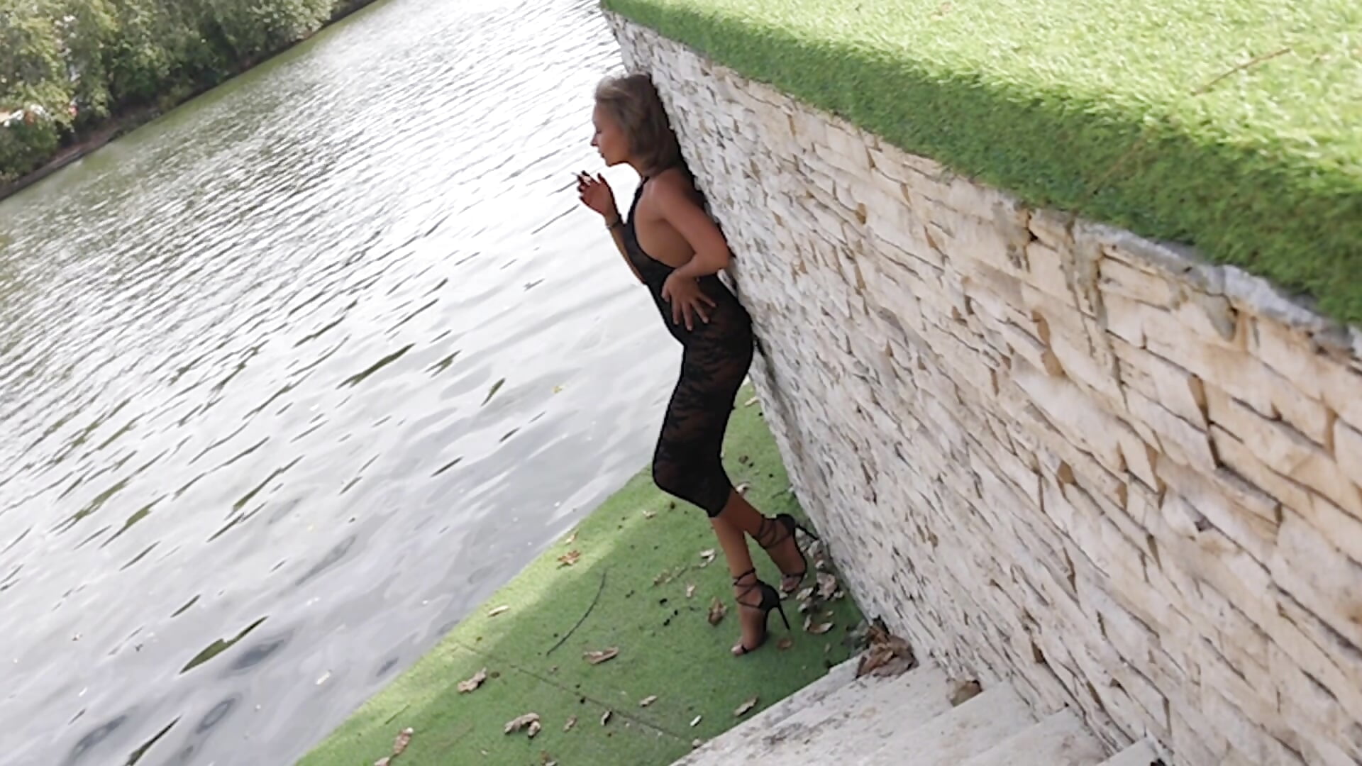 Lora autuum mood sexy - video di LoraDelNiro modella di cam