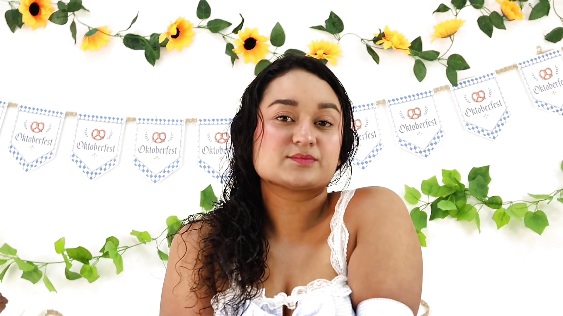 🍻 Let the Oktoberfest begin! - video oleh model kamera lay_navas