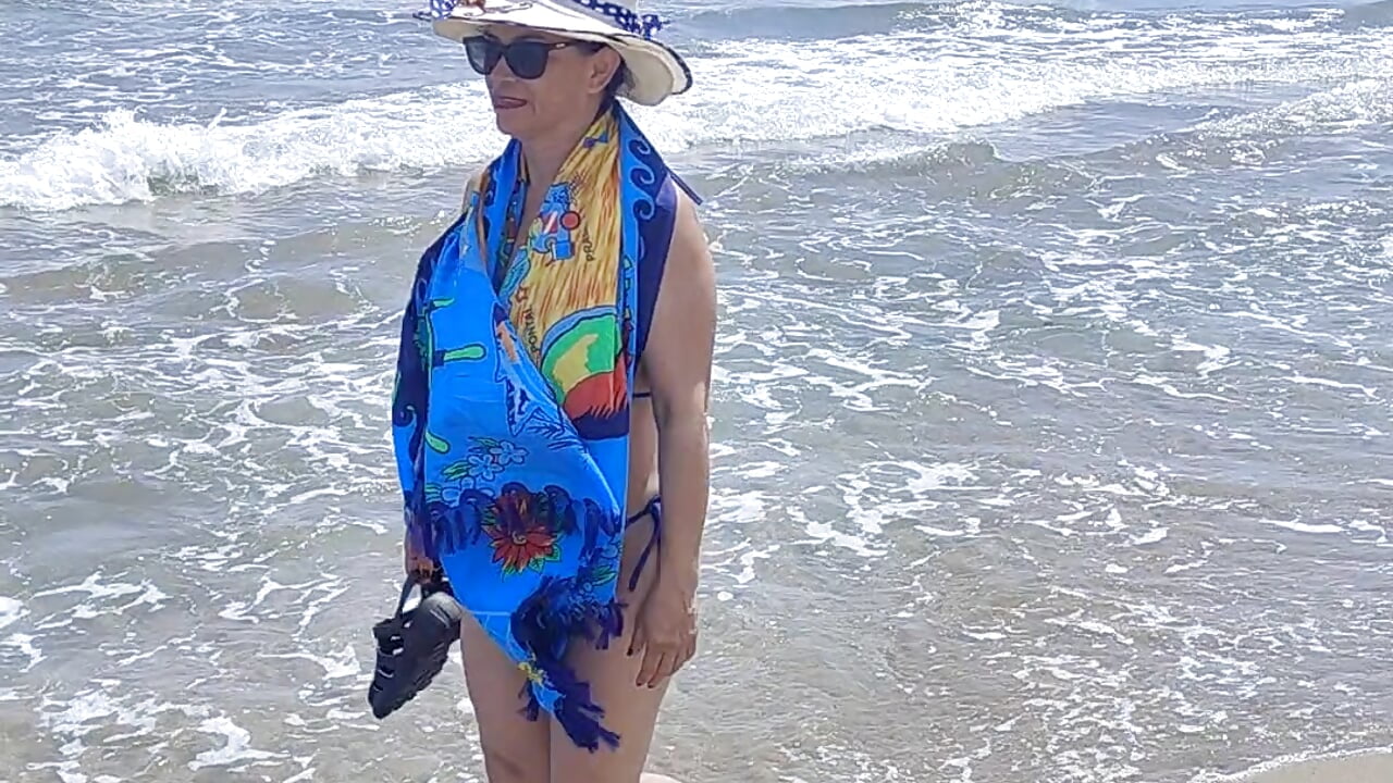 Playa Castelldefels - video by Friendly_2024 cam model