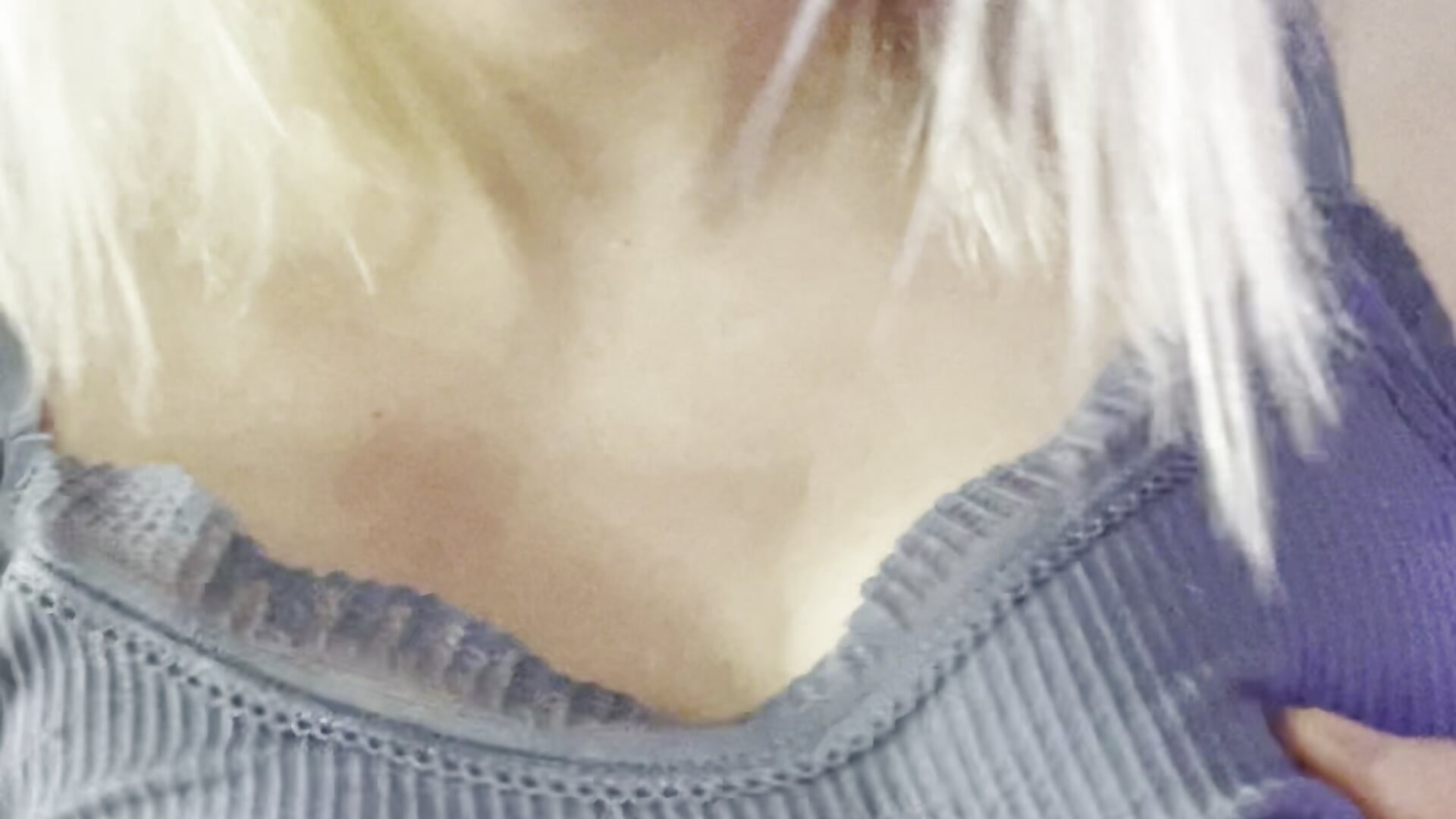 <3 - video by North_Chloe cam model