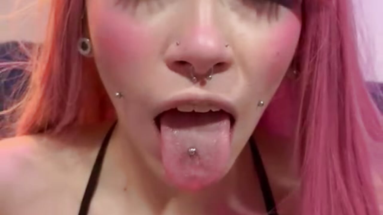 ahegao - video by _liathompsom09 cam model