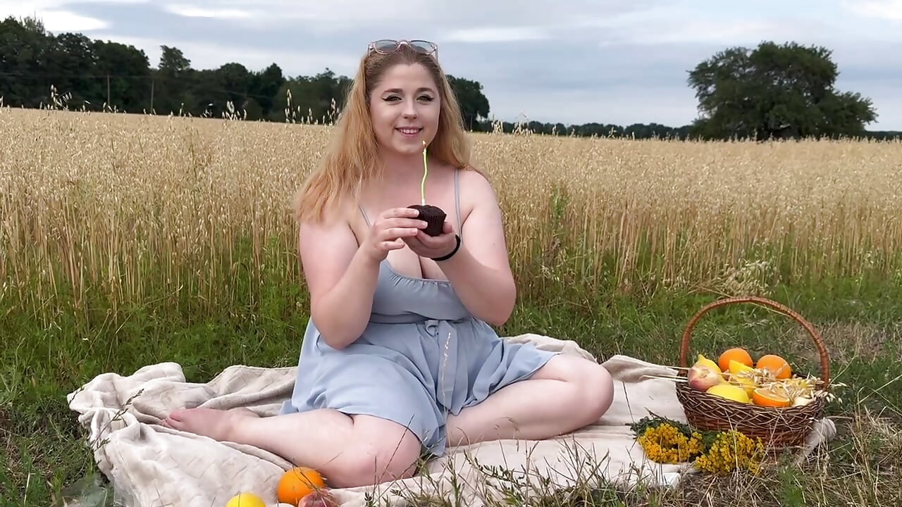 my birthday wish - video di JessikaDaniel modella di cam