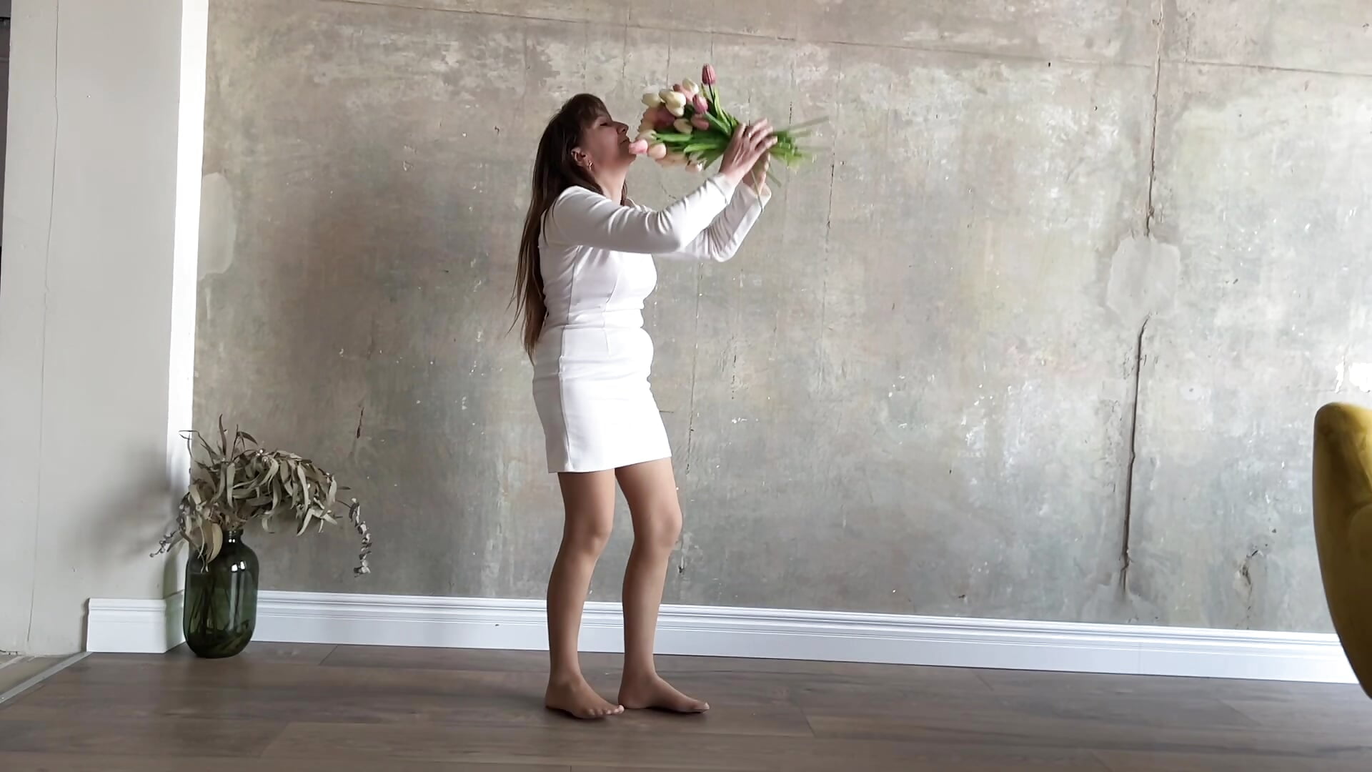 gentle flower dance - video by _CallaBambu_ cam model