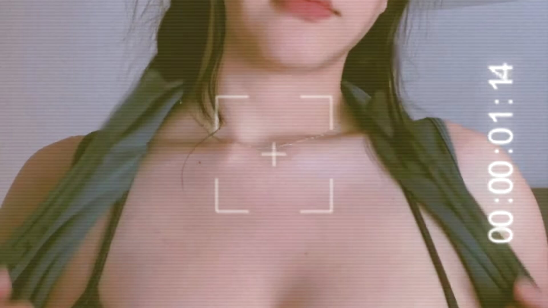 Free tits - vídeo de la modelo de cam Alhanna_