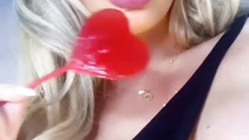 trim,32A416AD-1235-40CE-B67C-06F66D5022DA - vidéo du modèle de showcams Lizz_Tayler