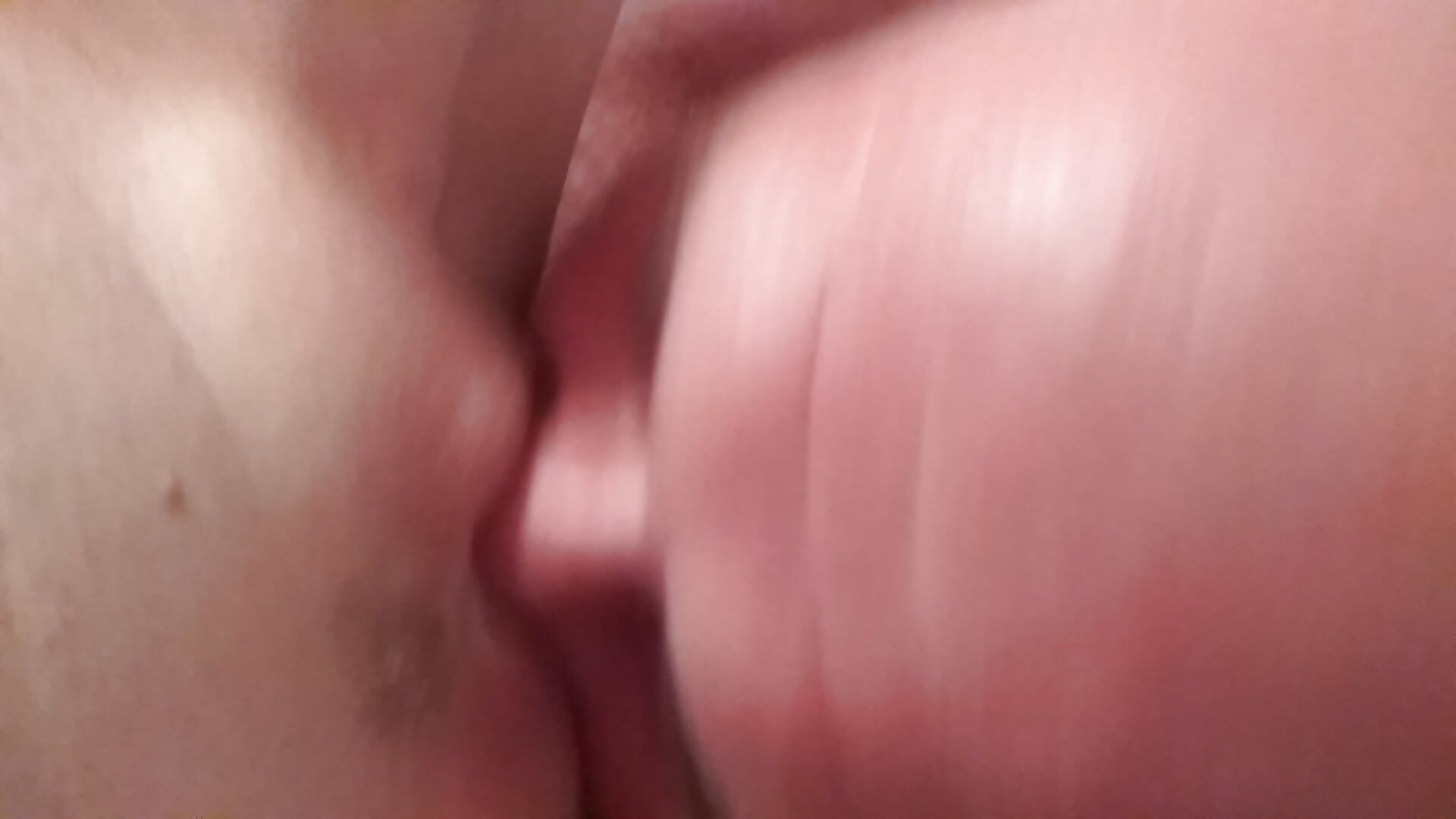 Loving on that sweet tasting pussy - video by RedroomRomp cam model