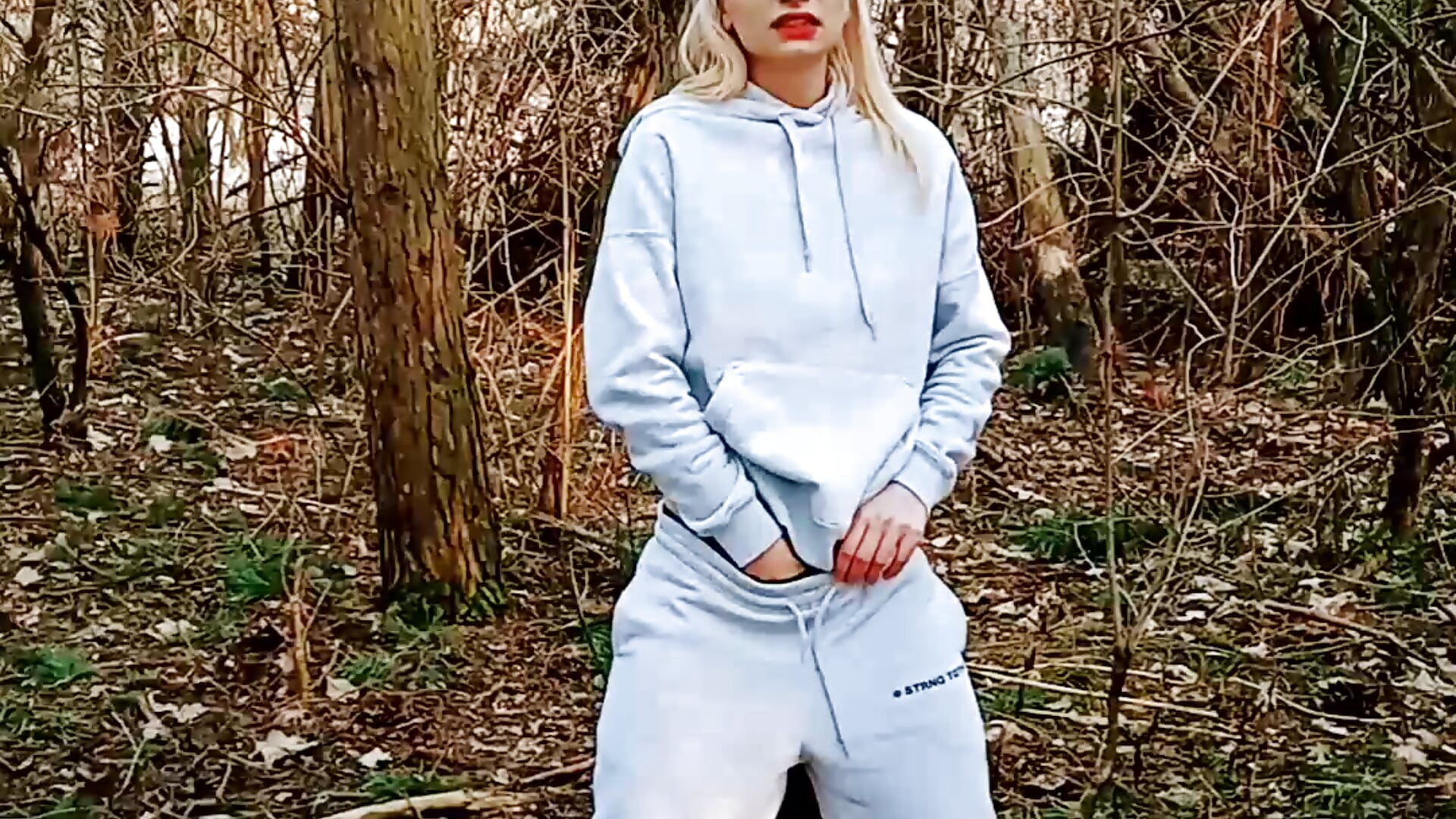 Erotica for running - video oleh model kamera KittyMia