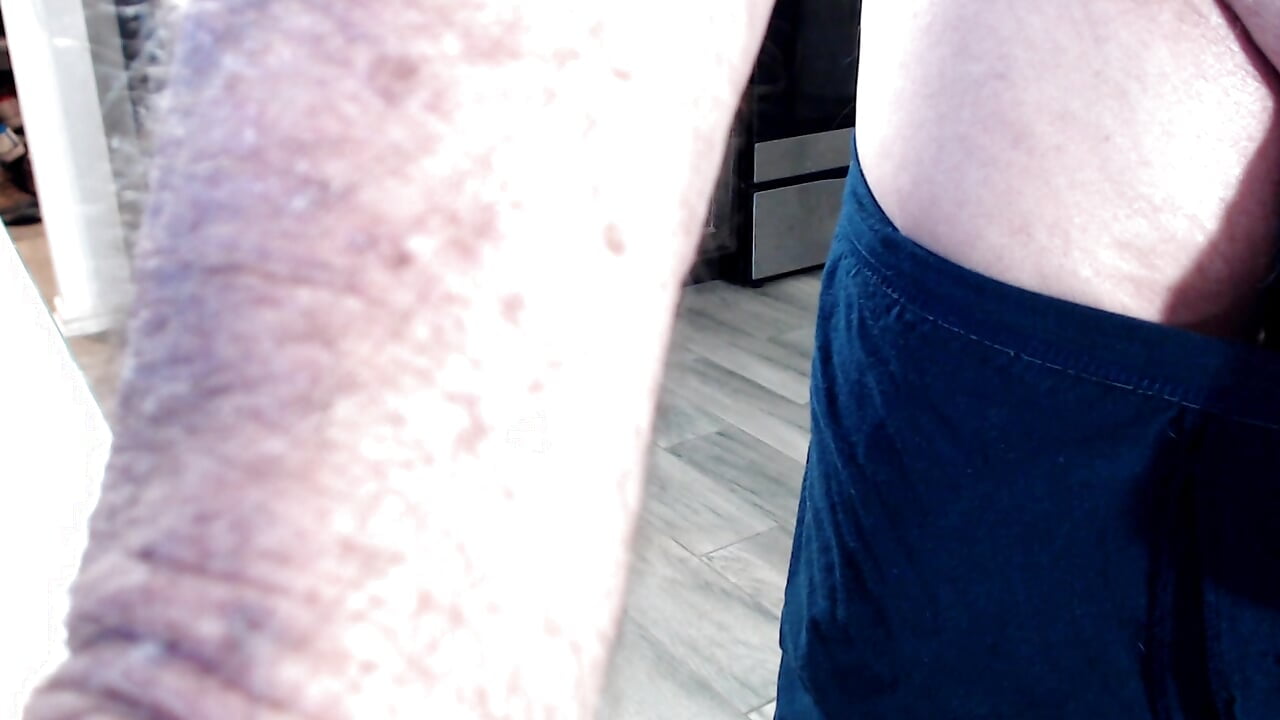 Cum – video modela na kameri rockpoint69