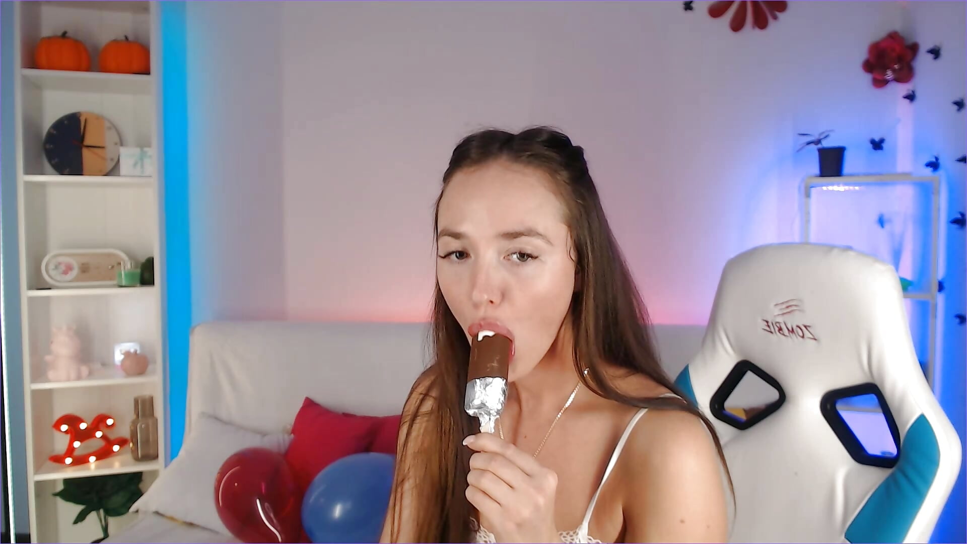 Ice cream lover - video by Ammy_Angel cam model