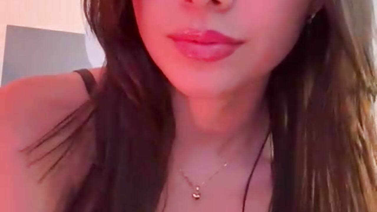 Hello guys - video by NaomiSainz cam model