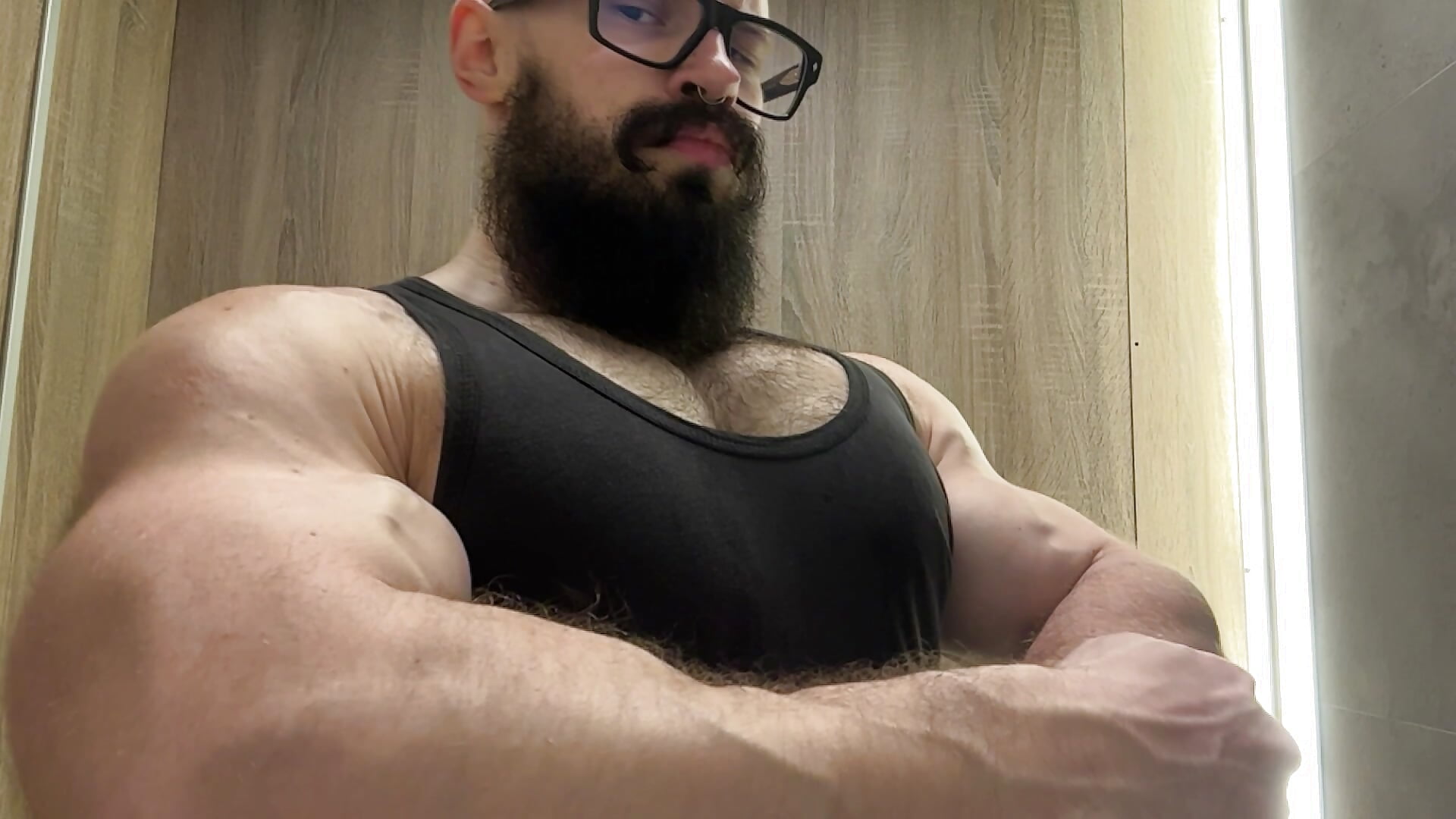 Pec bounce in slow motion – video af Kurt_Stone1 cam-model