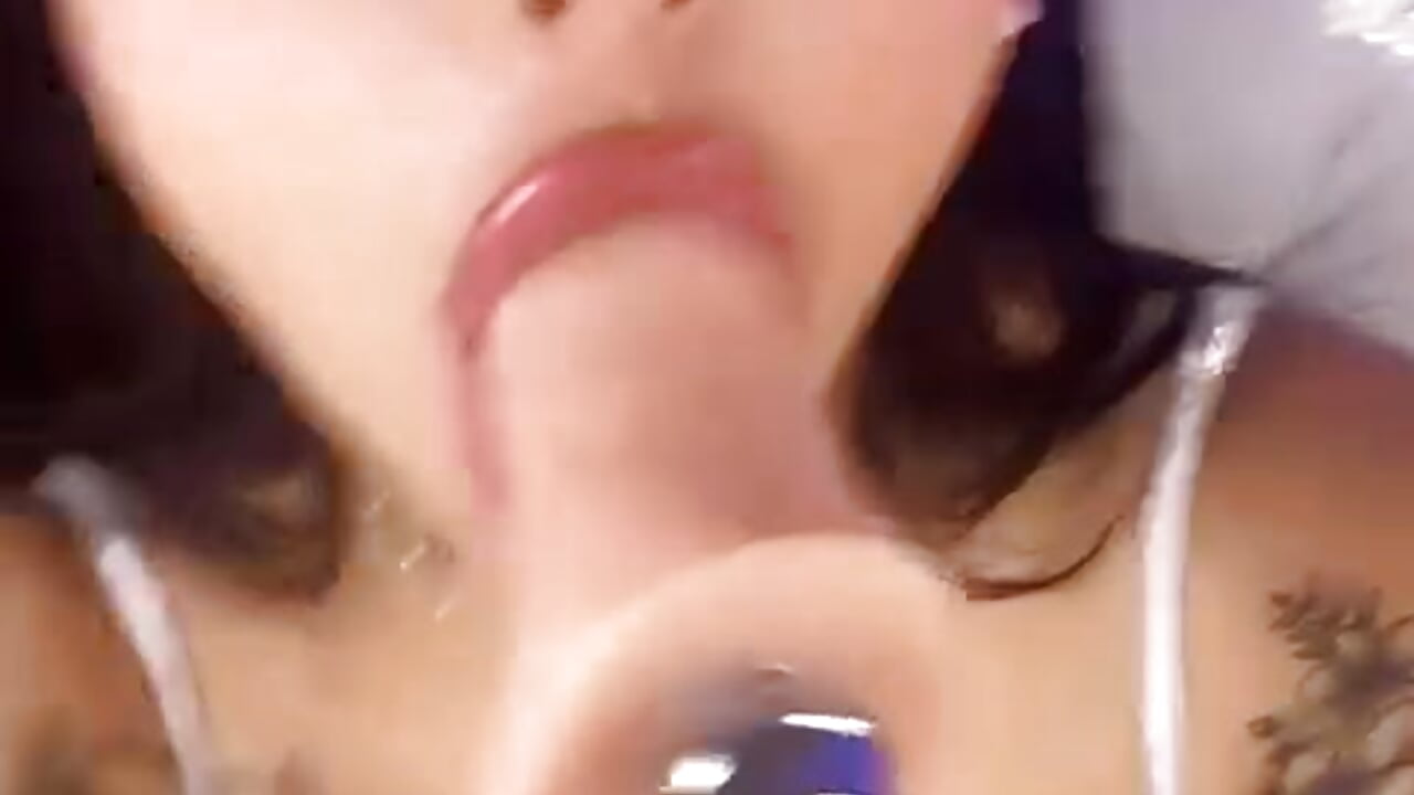 Your naughty girl wants to feel ur delicious cock deep on my throat ♥ - video by sofiaa_riot cam model