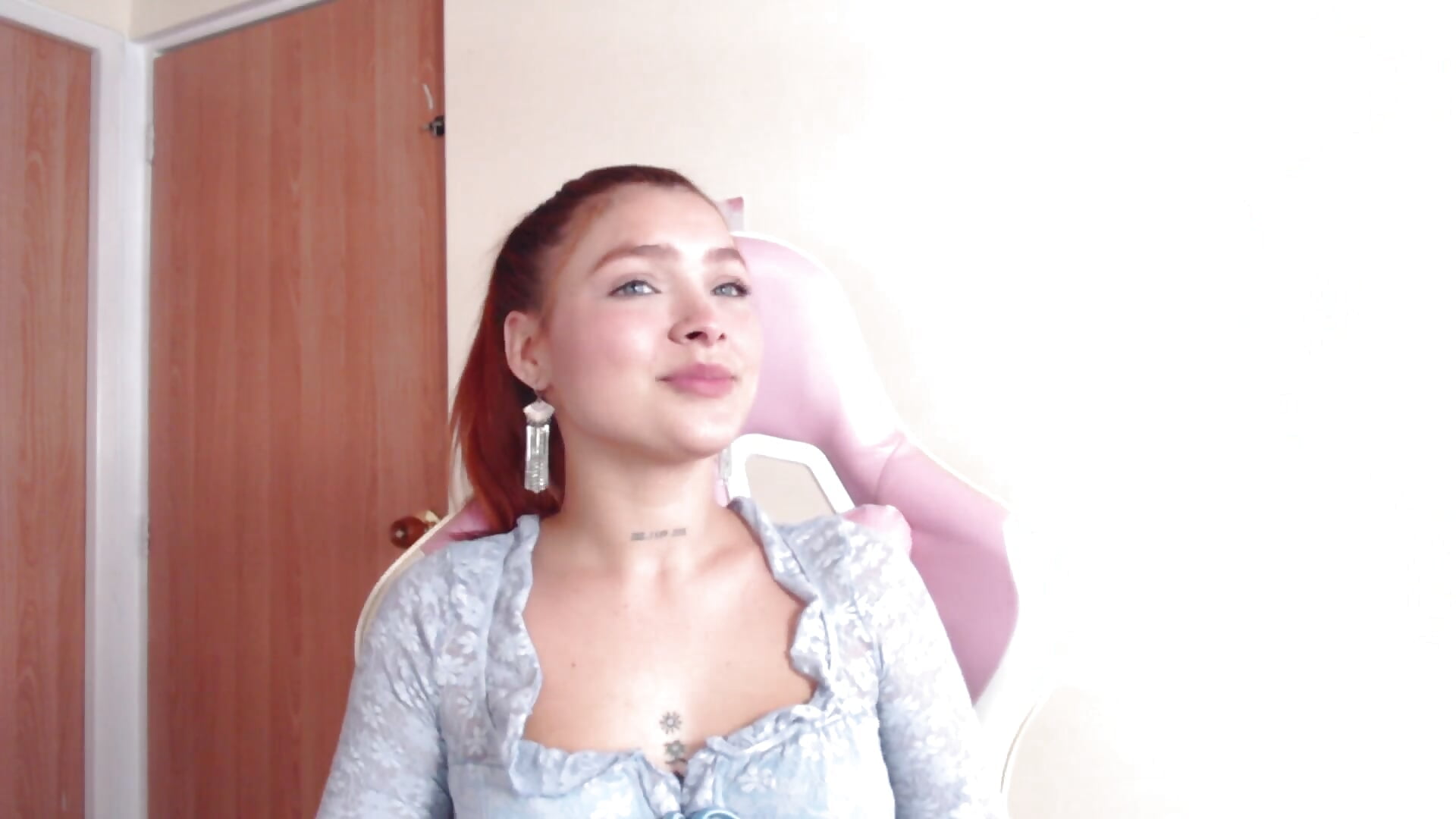 Such a lovely day – I love capturing my moments – video od webkamerové modelky Ziahart
