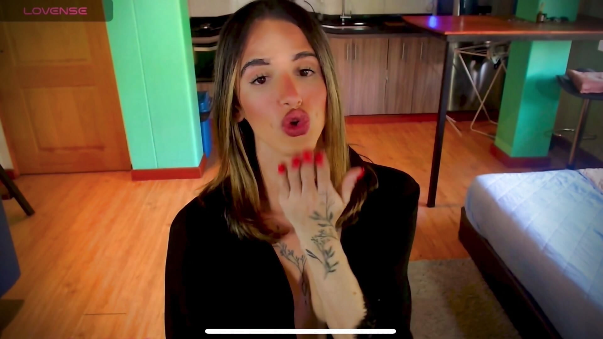 Hey guys! - video by Elianmoon cam model