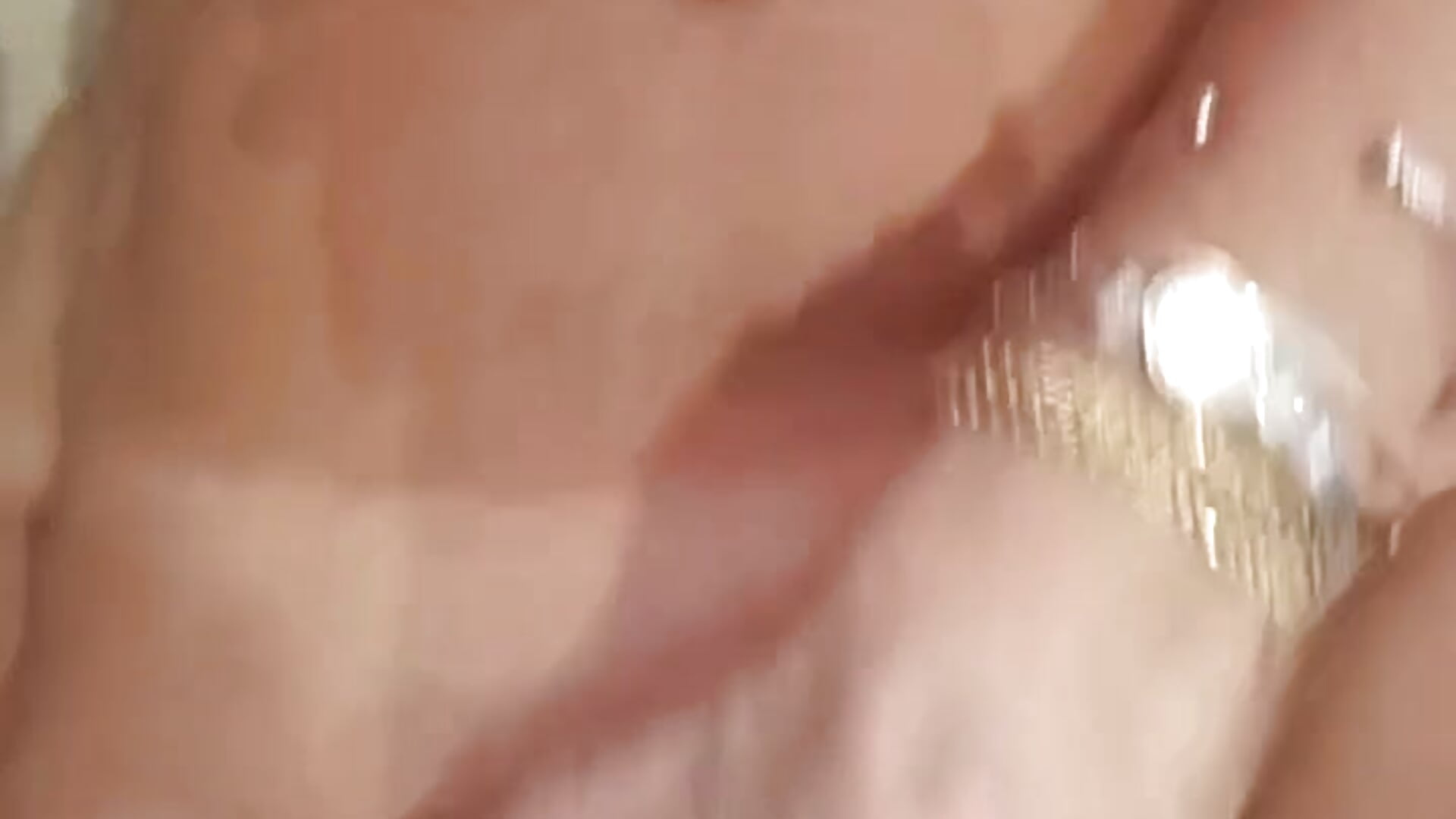 1000064744