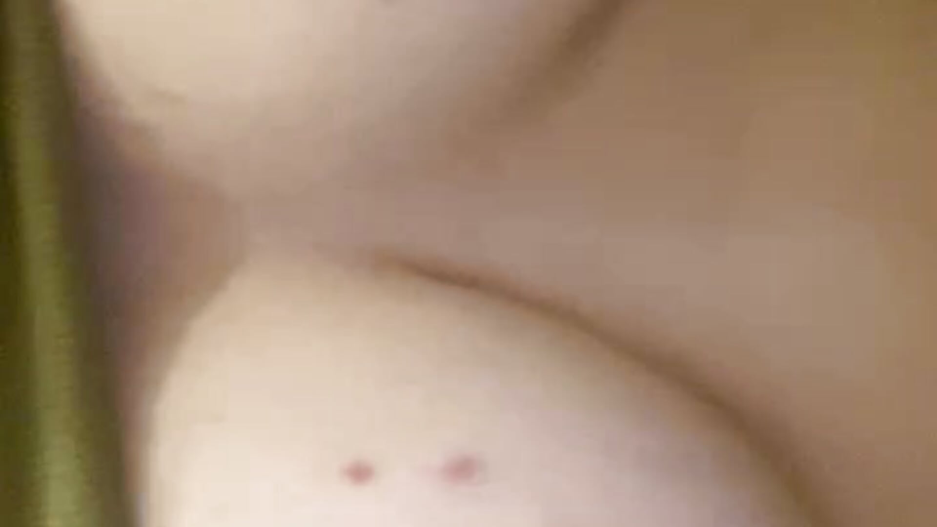 Perky boob bouncing - video by Maskedkittenxoxo cam model