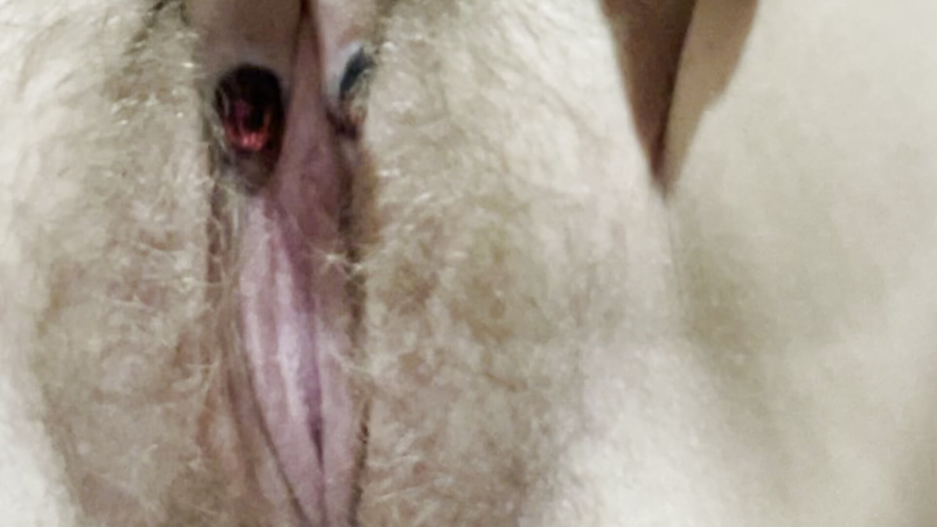 teasing my pussy for you