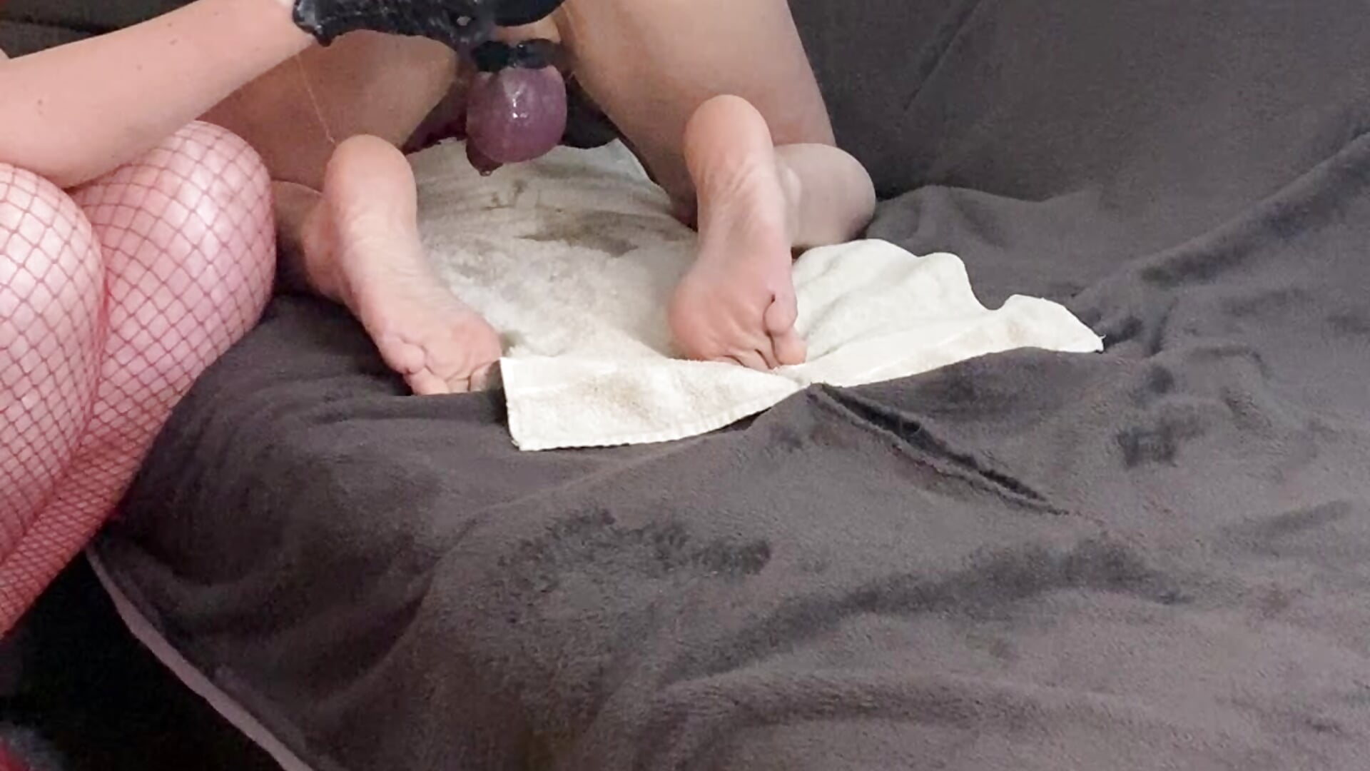 ungeschnitten! Fixi fistet Paxi über 25 Minuten inkl. Cum - video av paxi_fixi cam-modell
