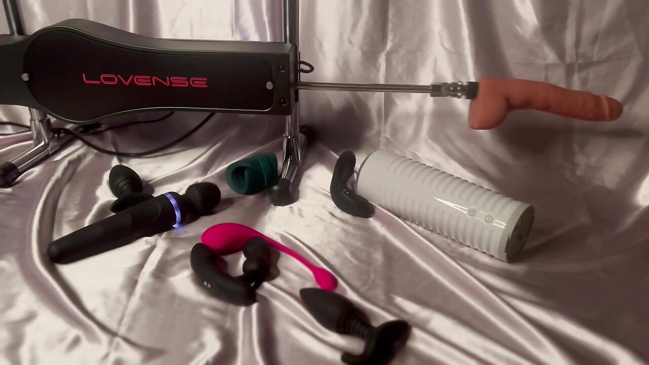 Which Would You Use On Me? - video by LeeAlba_ cam model