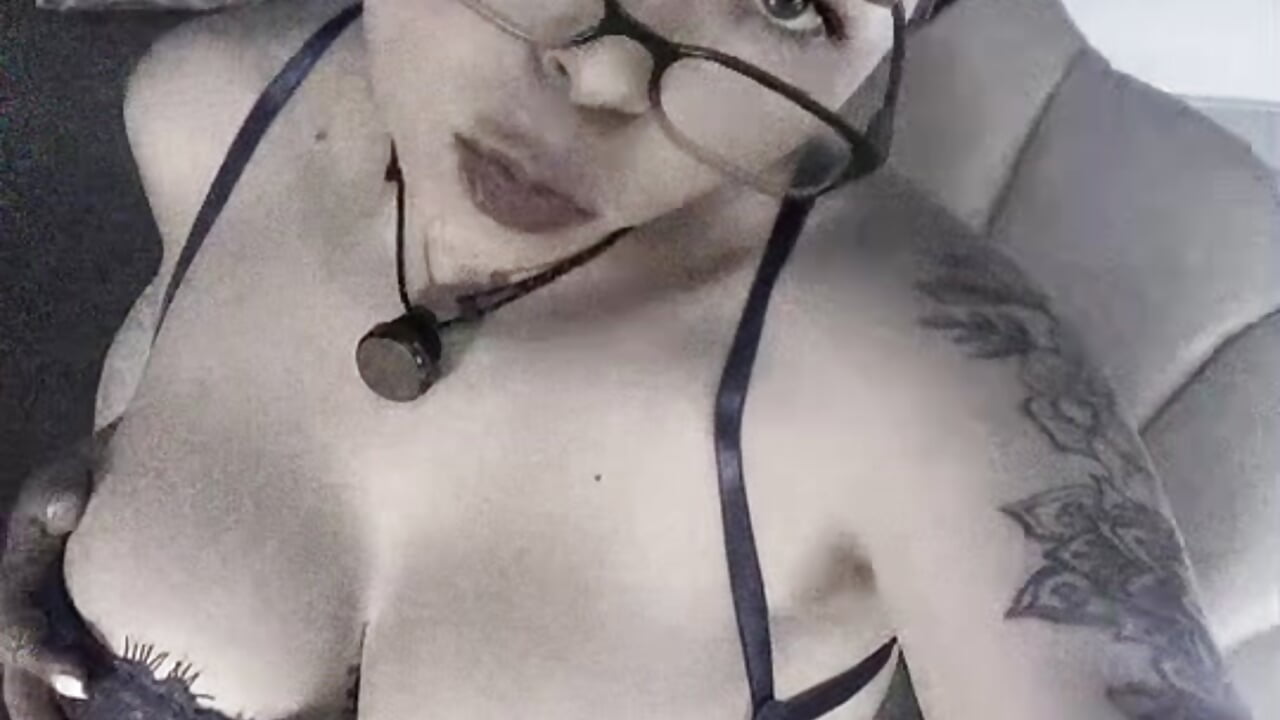 Mmm - vidéo du modèle de showcams carolina16love