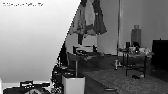 Can you see them ??? - video by CuzzyB69 cam model