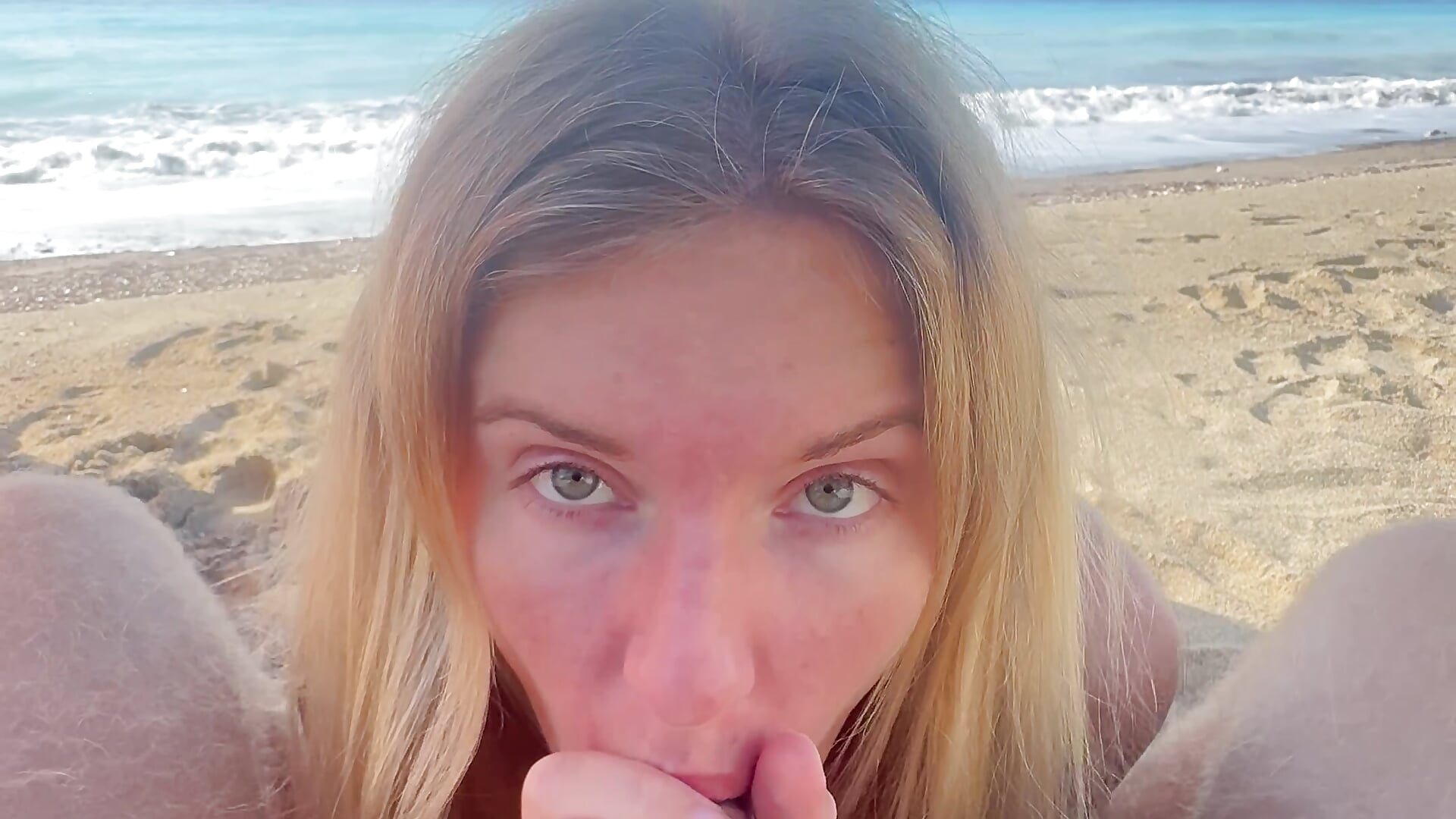 Deep hoart , suck hard 💦 - video của người mẫu cam Lady_Liaa