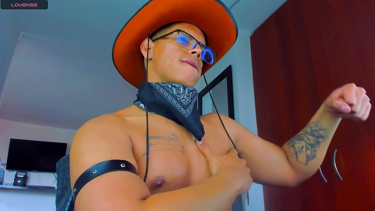 Cowboy - vidéo du modèle de showcams _John_Boy_