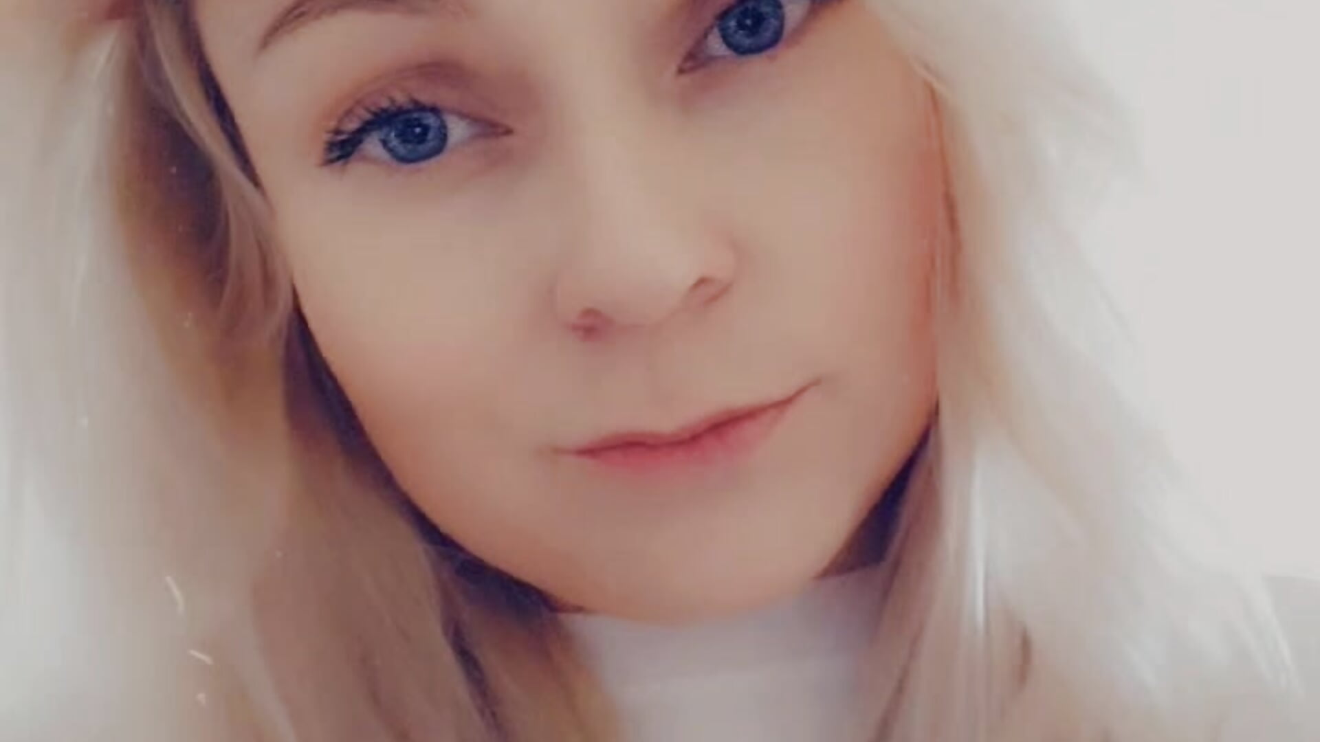 Not 18+ - video by Bondgirl_013 cam model