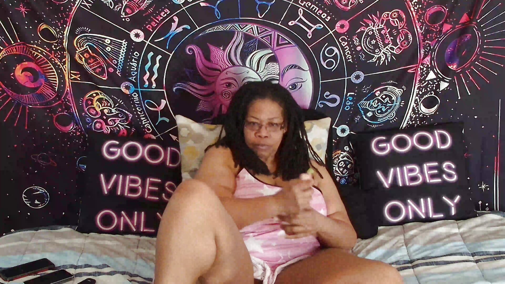 Pvt show JOI forced cum countdown Handjob dildo toes feet ass in you face squishing fantasy - video by RenaeCumsAlot cam model