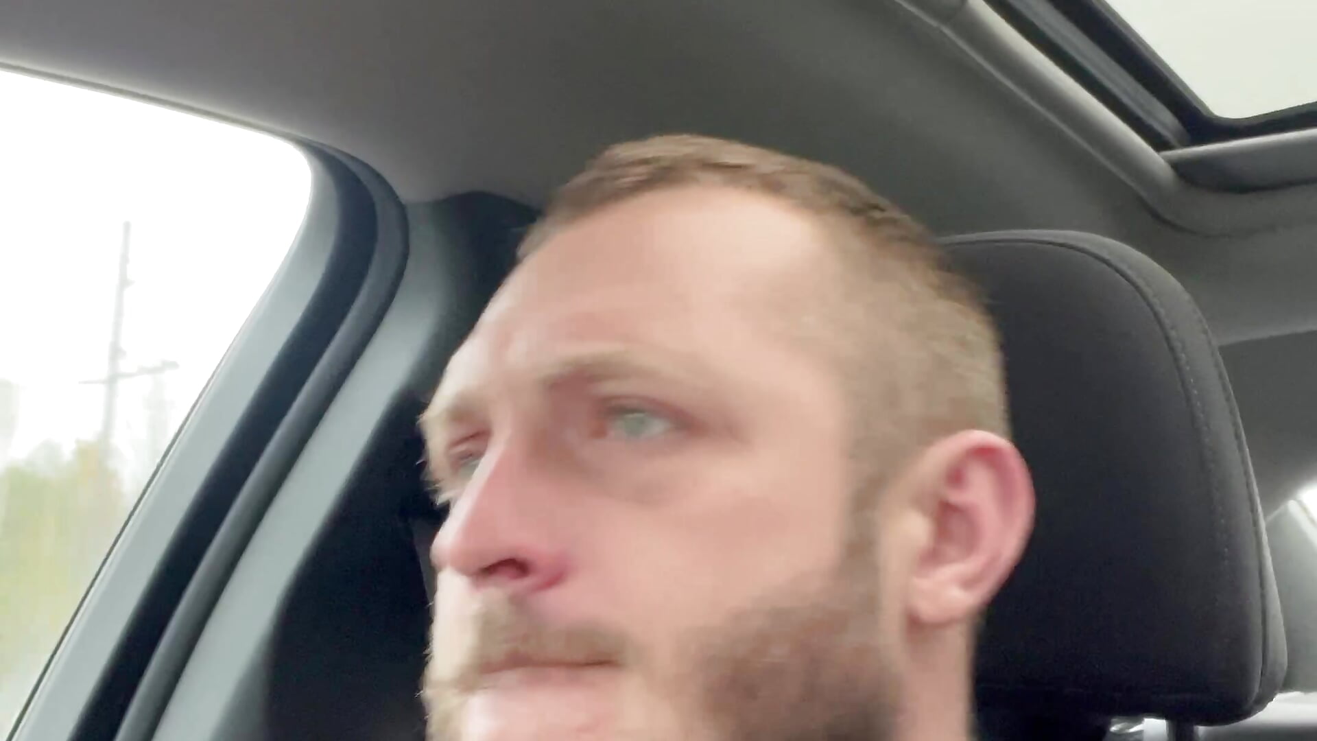 Под любимой песней - video van Alexander251222 cam-model