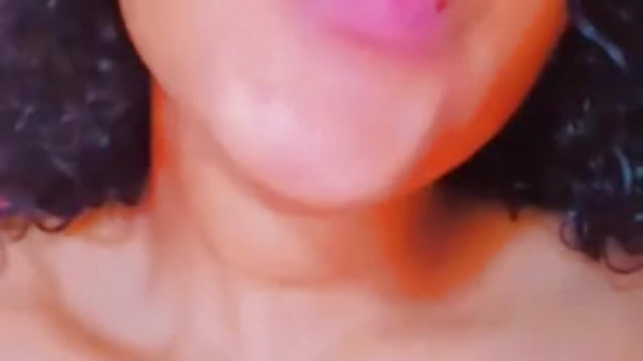 wet - video LilythBrown69 kameramallilta