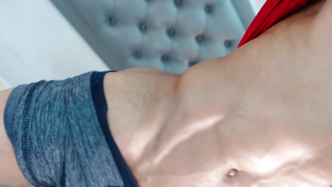 SEXY STREAPTEASE - video by Sweet_Alessandre cam model