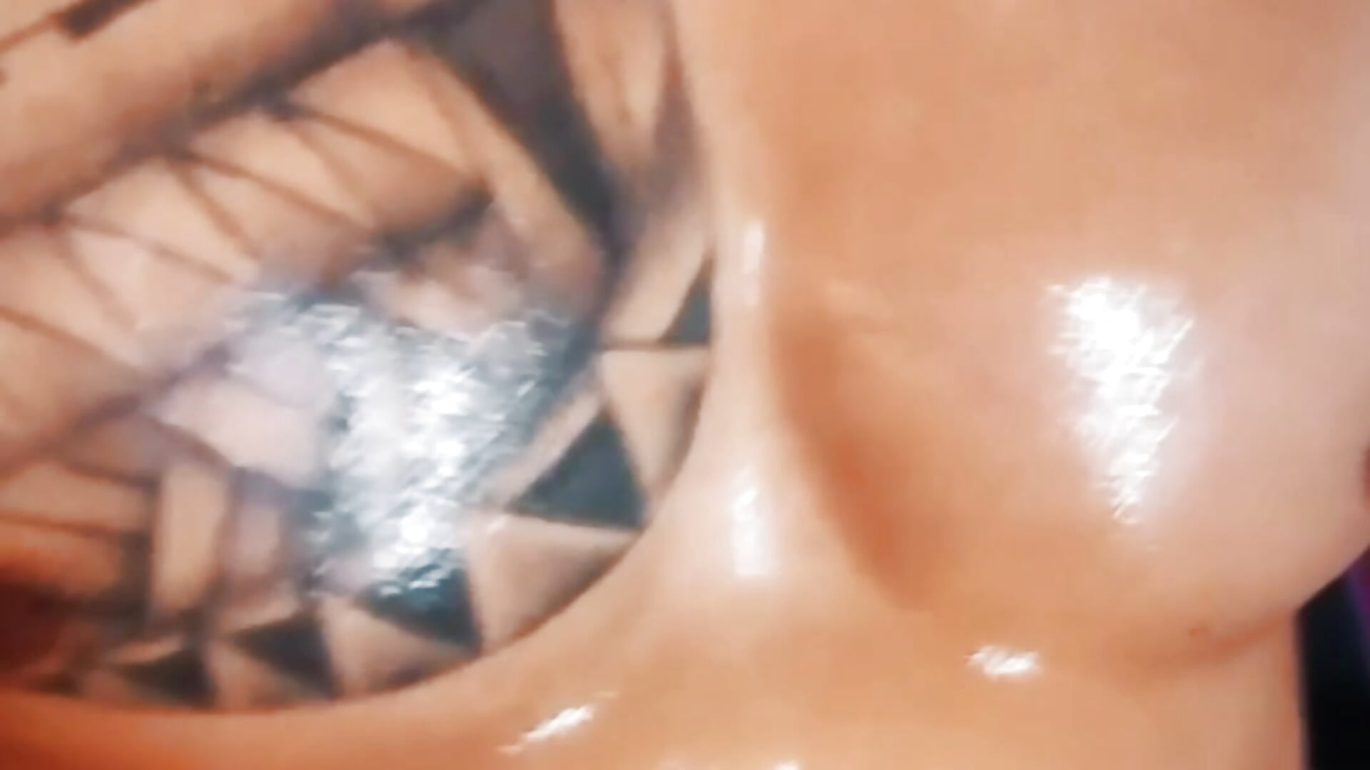 The exact moment I start to warm up the atmosphere 😏🍆🥵😈🔥 - video di Sweet_Alessandre modella di cam