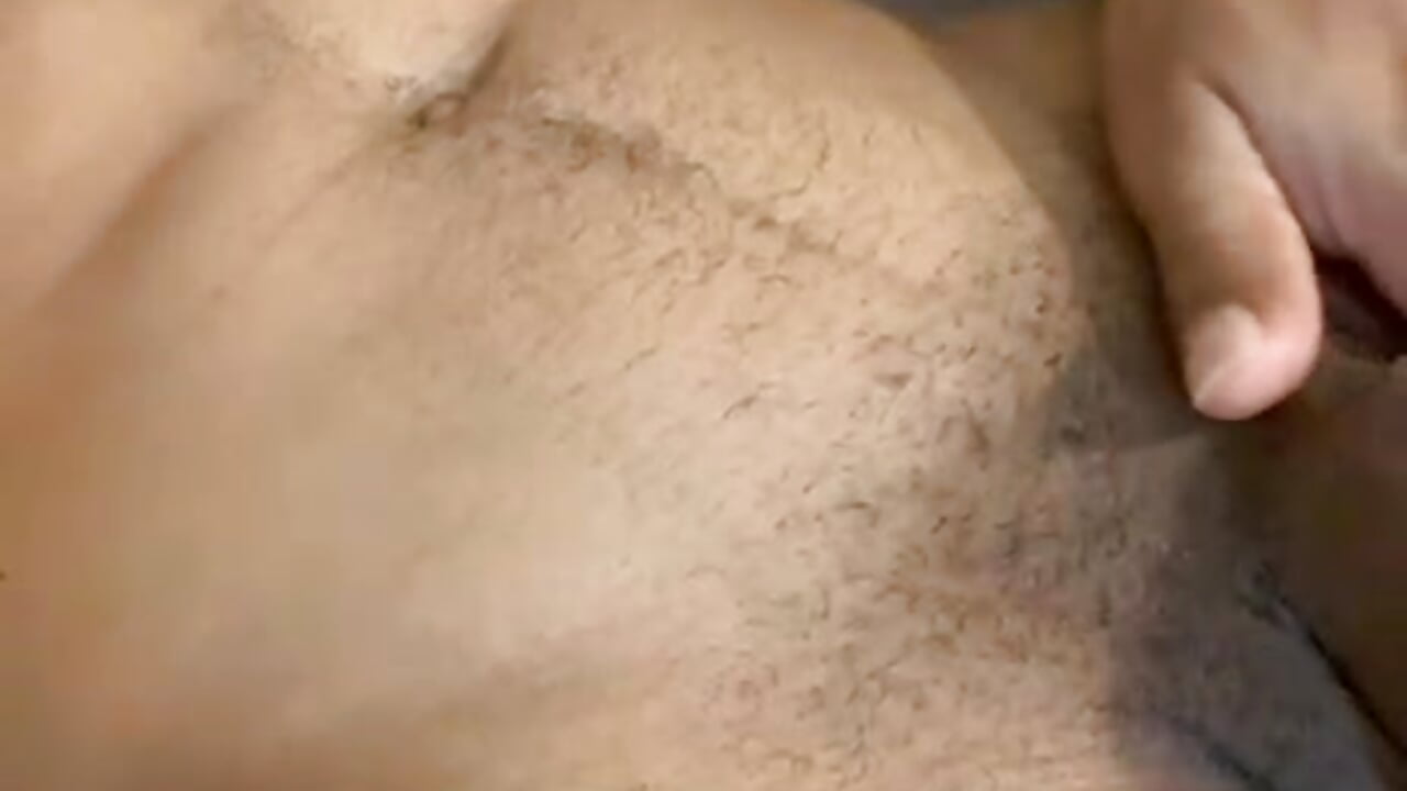 Chiseled body + cock out: everything you'll see in my show 🍆🥵 - Sweet_Alessandre 캠 모델의 동영상