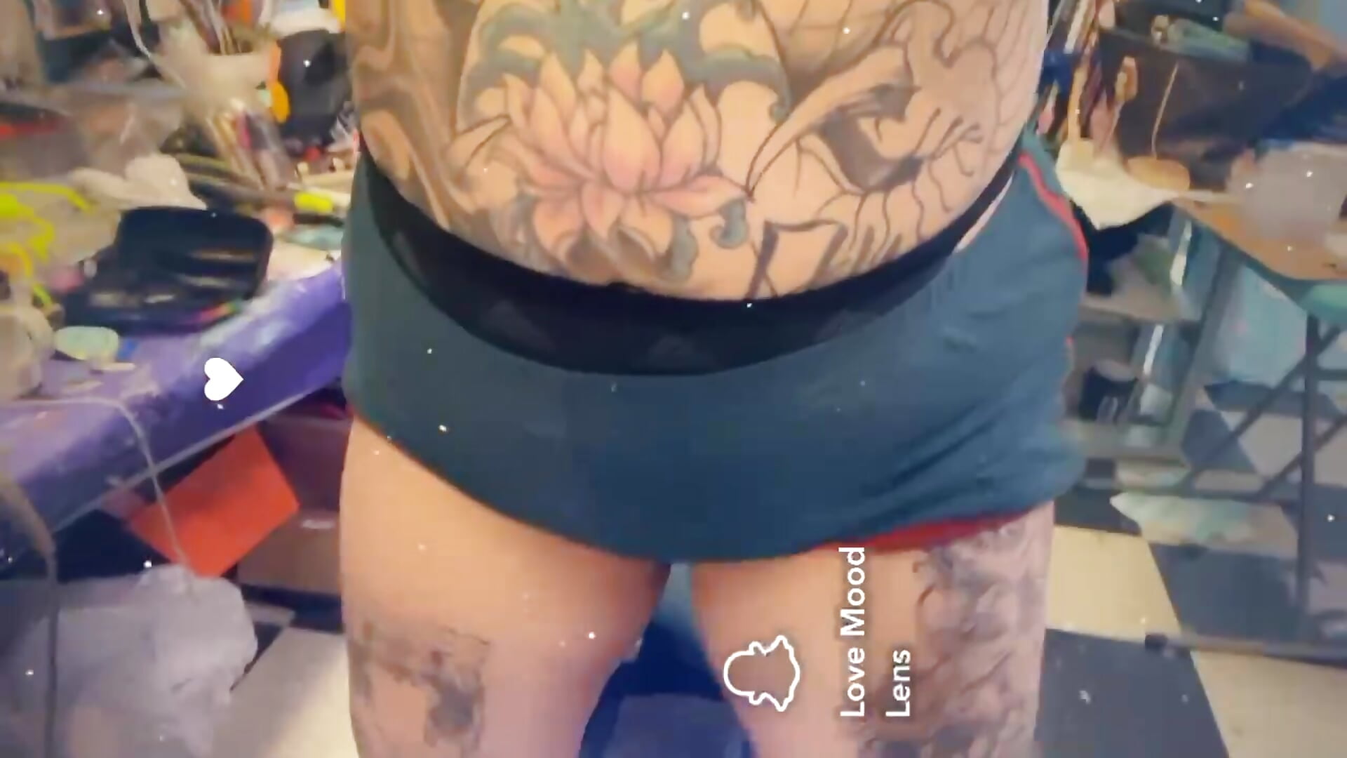 trim,6F42EF0E-C943-4E5B-85B5-18CB844B0E70 - video van evacheers cam-model