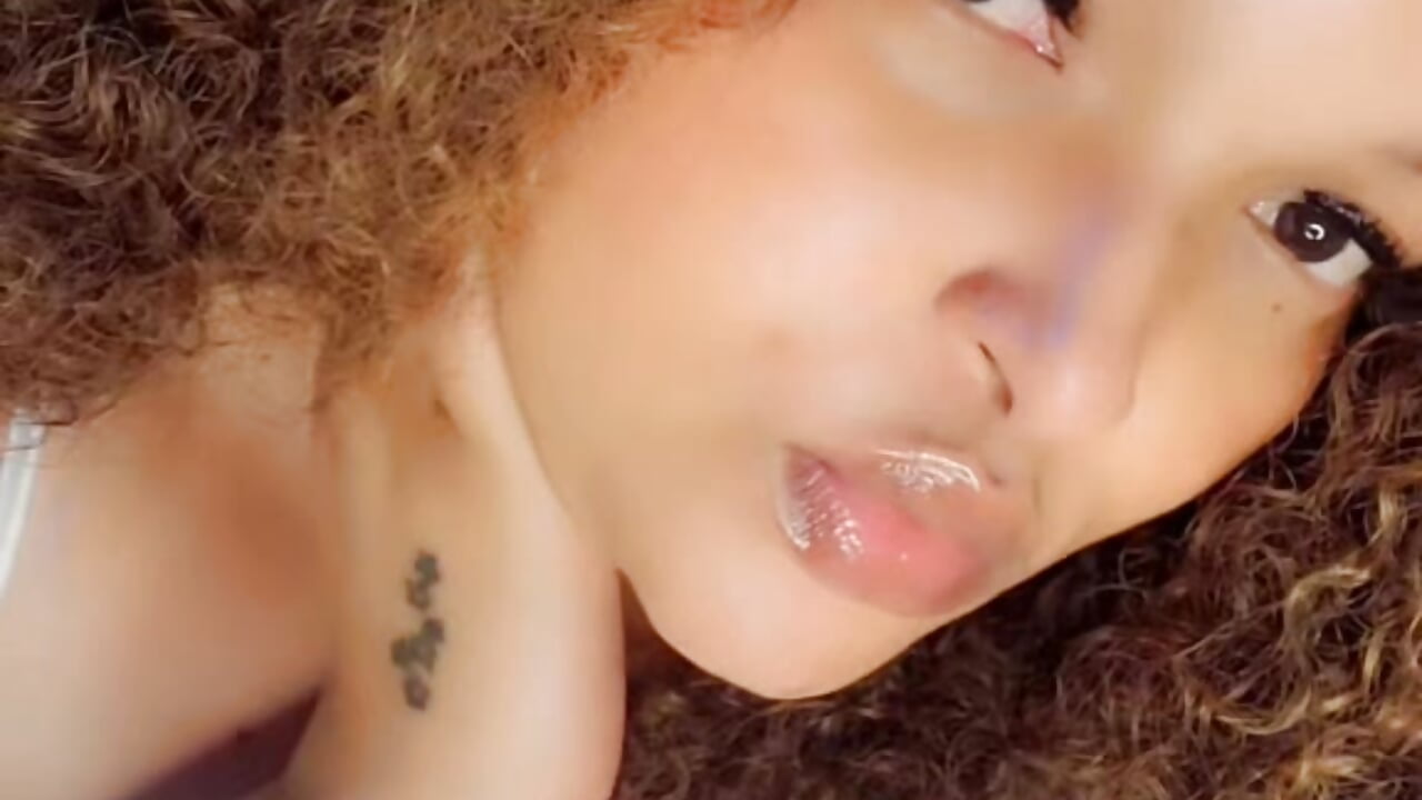 Hey - Curvyobsession adlı kamera modelinin videosu