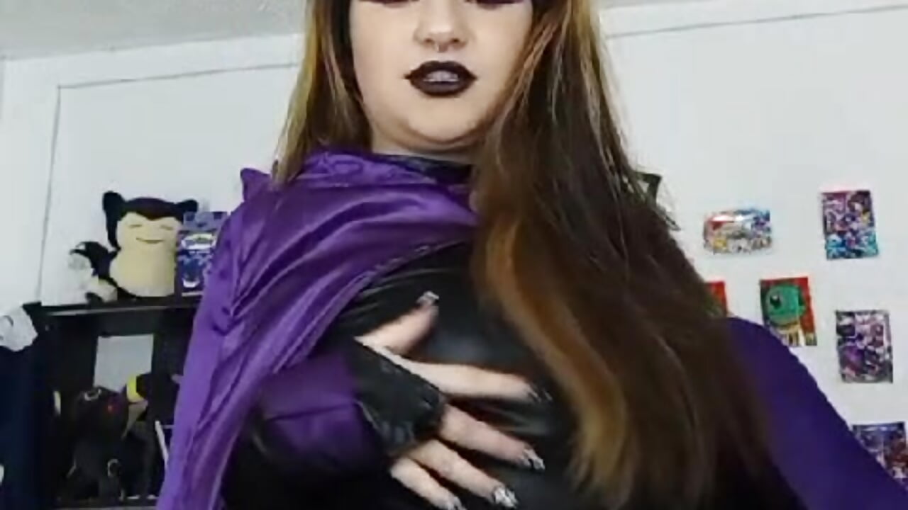 Happy hallowen - video by ann_bronw cam model