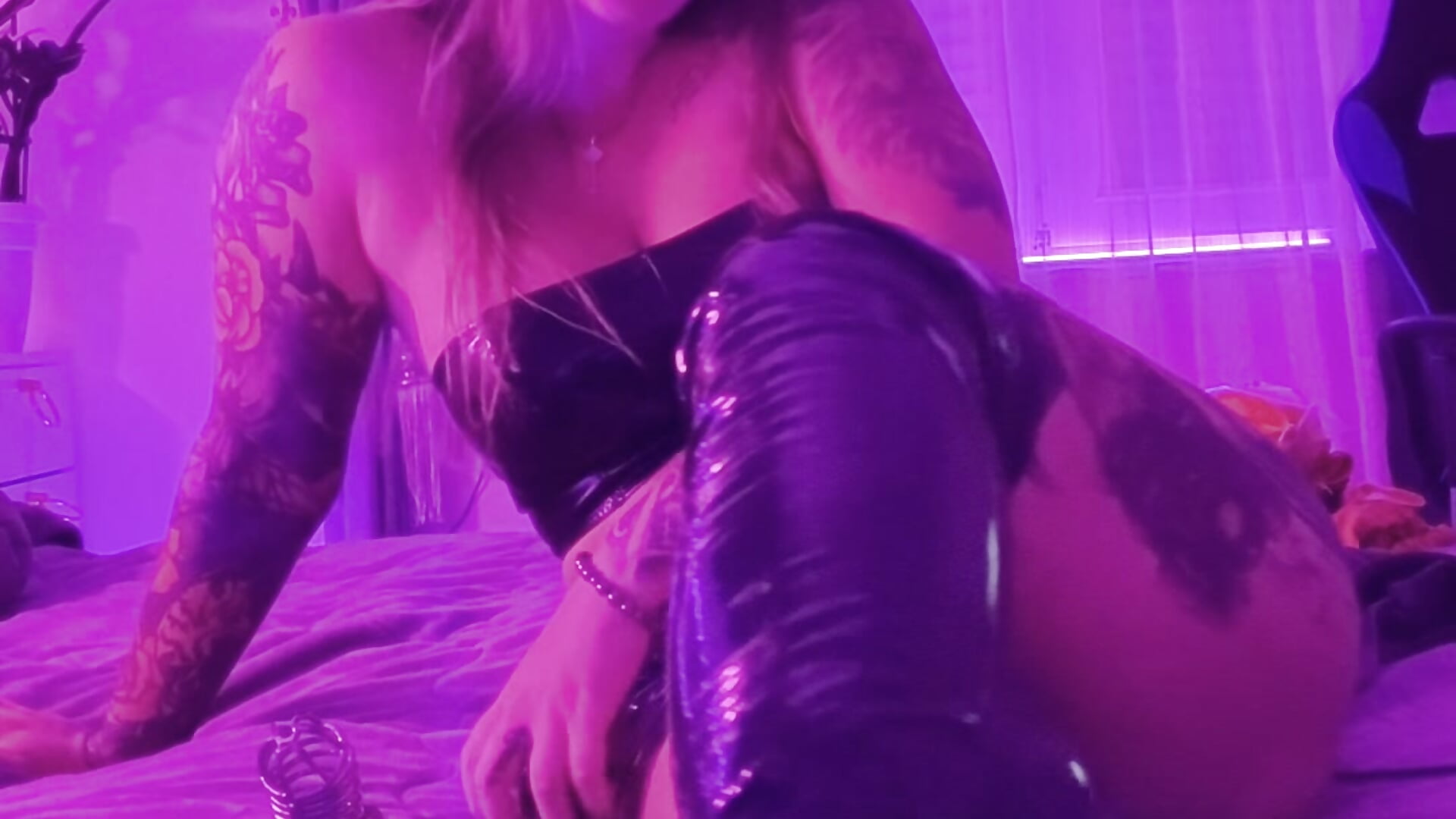 Lockotber brainwash - video by cokeyspeed69 cam model