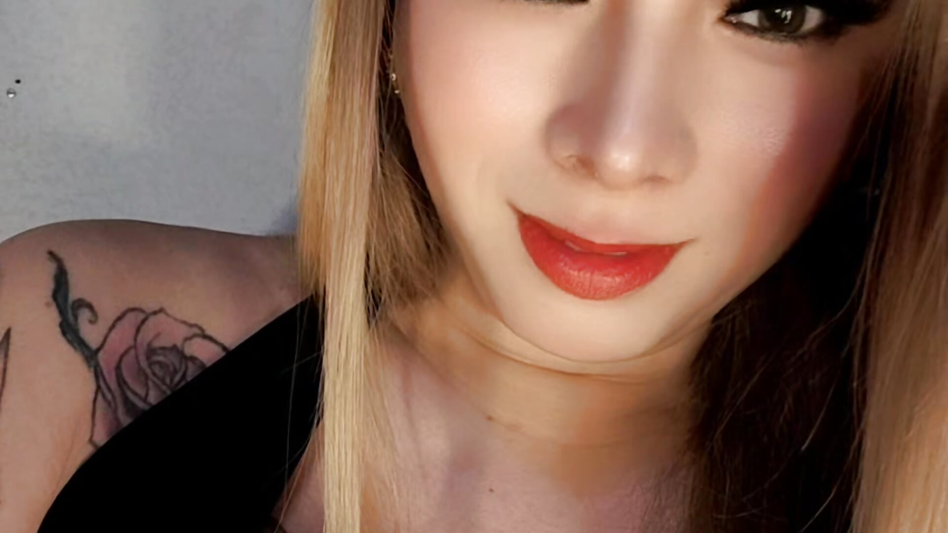 Fayola_Beatrix - 摄像头主播热门视频 9008