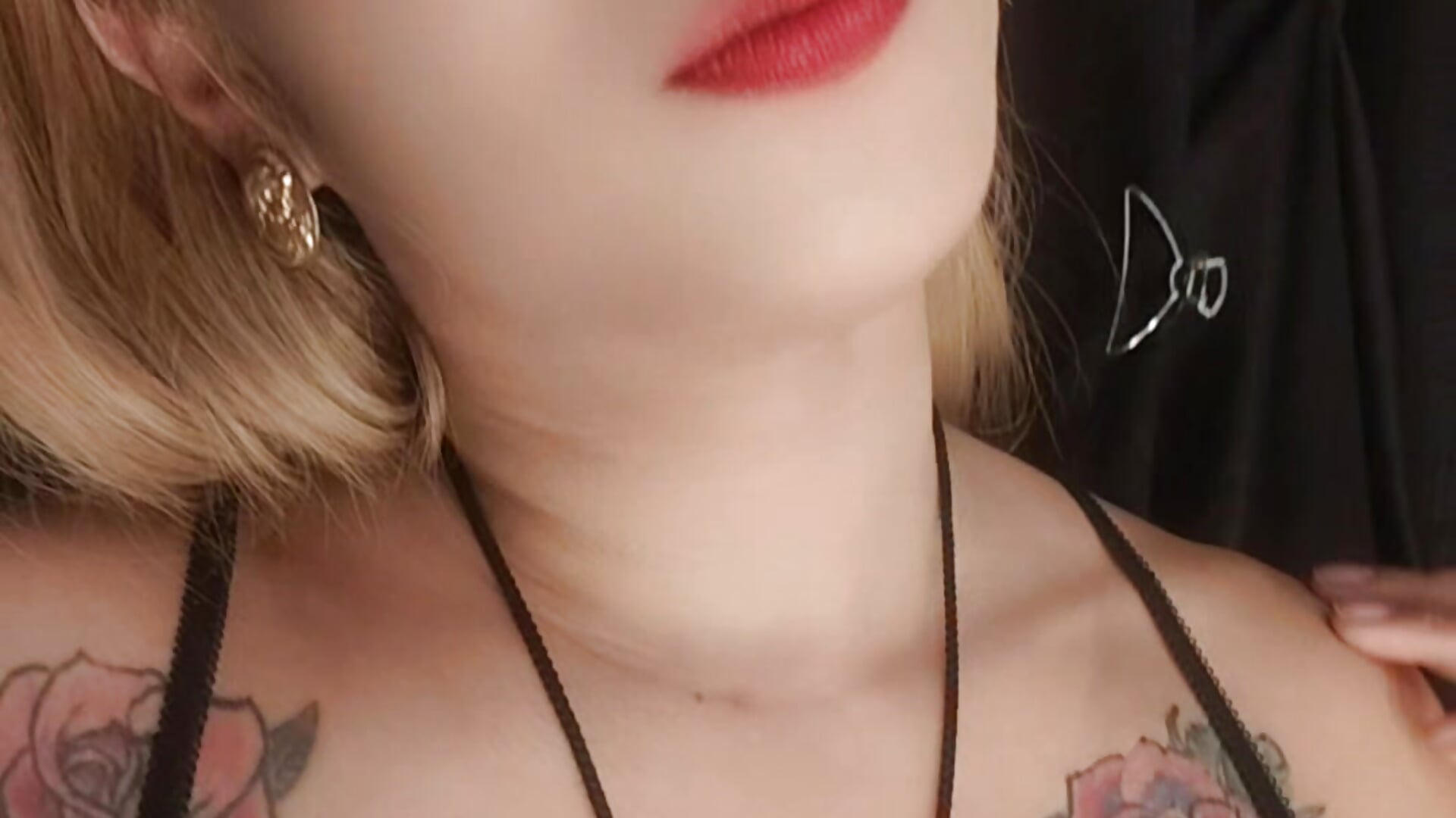 1000026695 - video by Fayola_Beatrix cam model