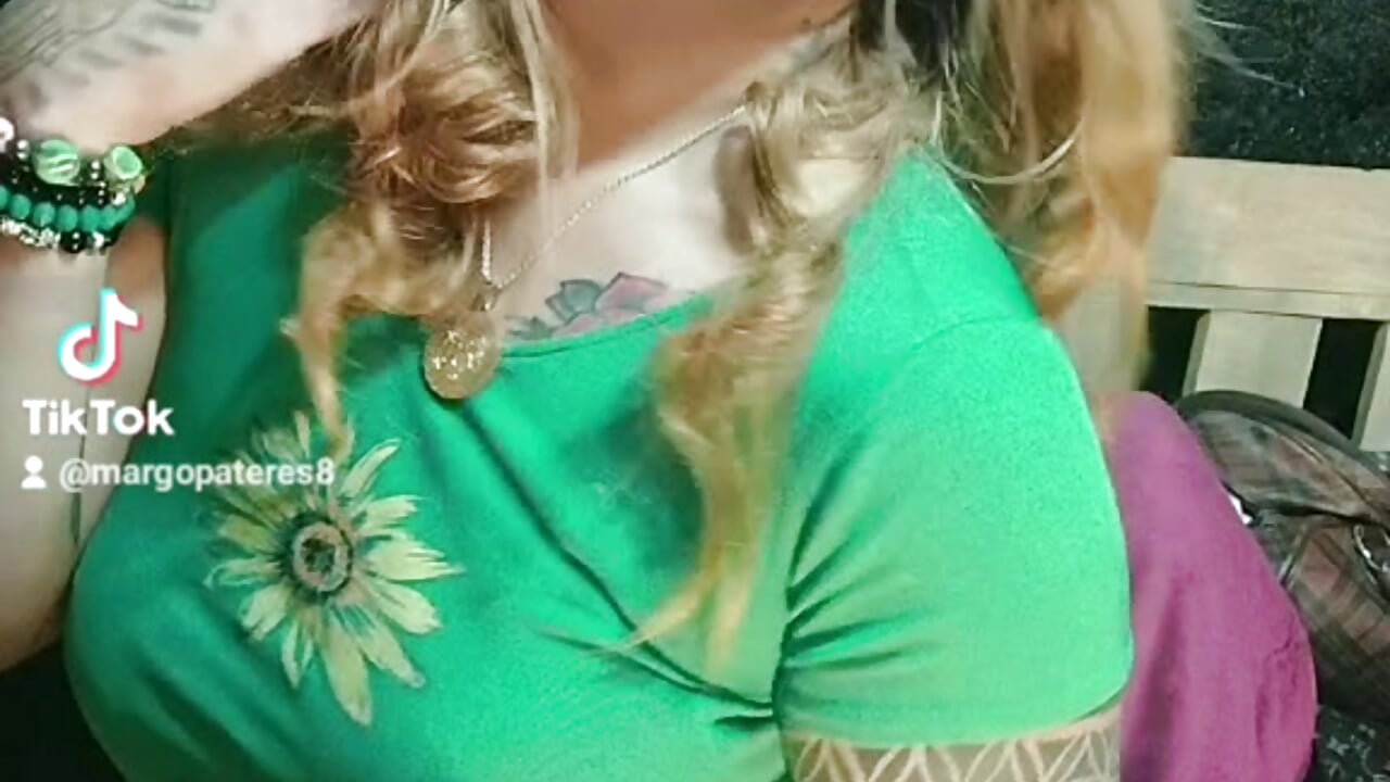 2023-10-27-035918072 - video by Fayola_Beatrix cam model