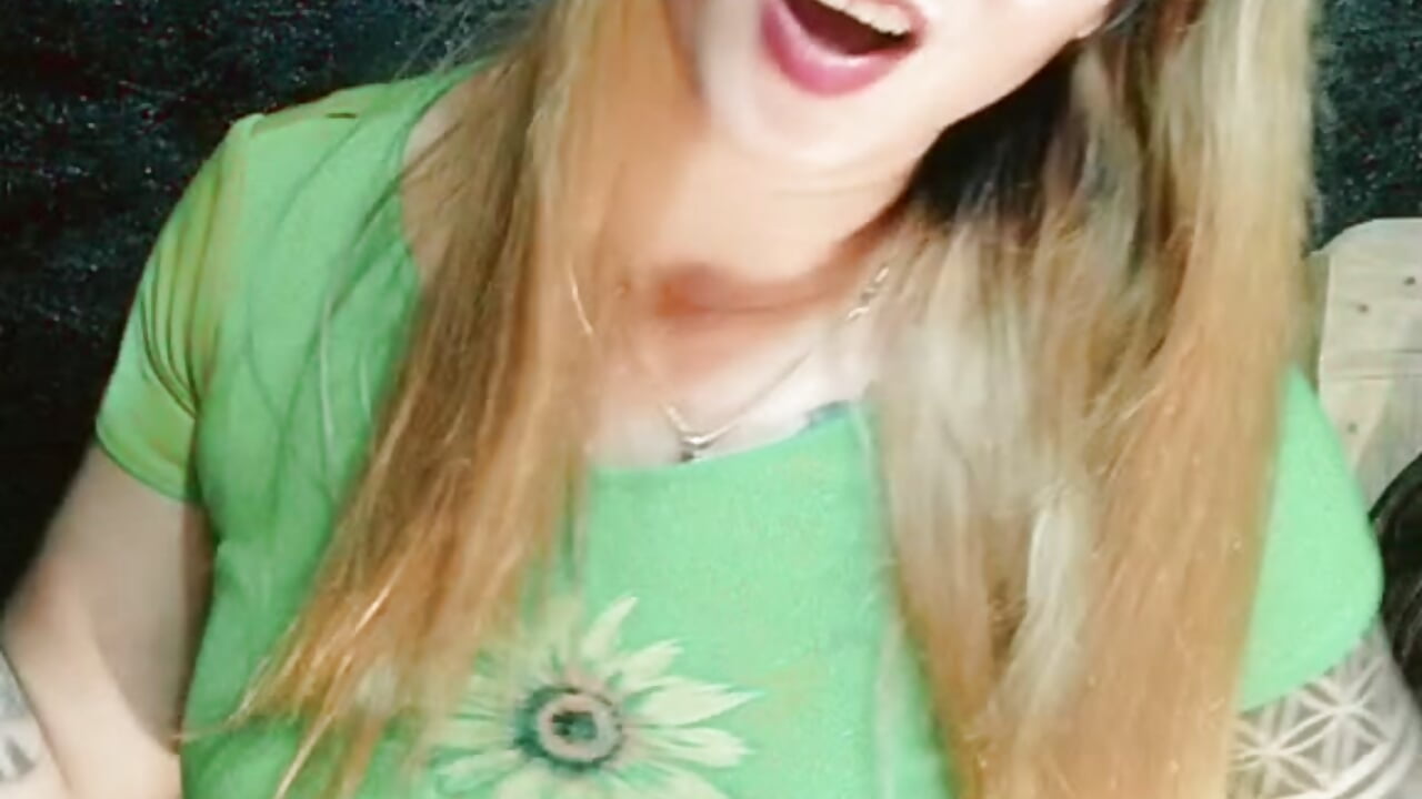 2023-10-24-110344874 - video by Fayola_Beatrix cam model