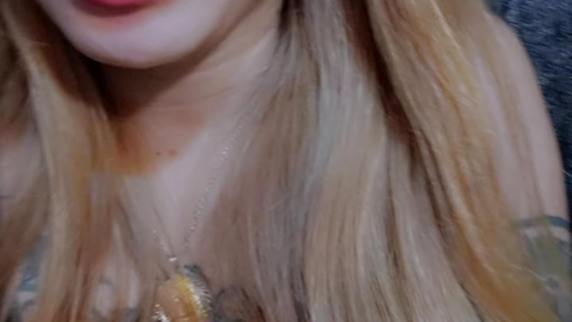 Snapchat-1587226805 - video by Fayola_Beatrix cam model