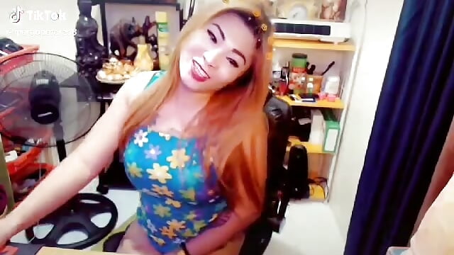 356569566_6318740958242504_6179550473021851845_n - video by Fayola_Beatrix cam model