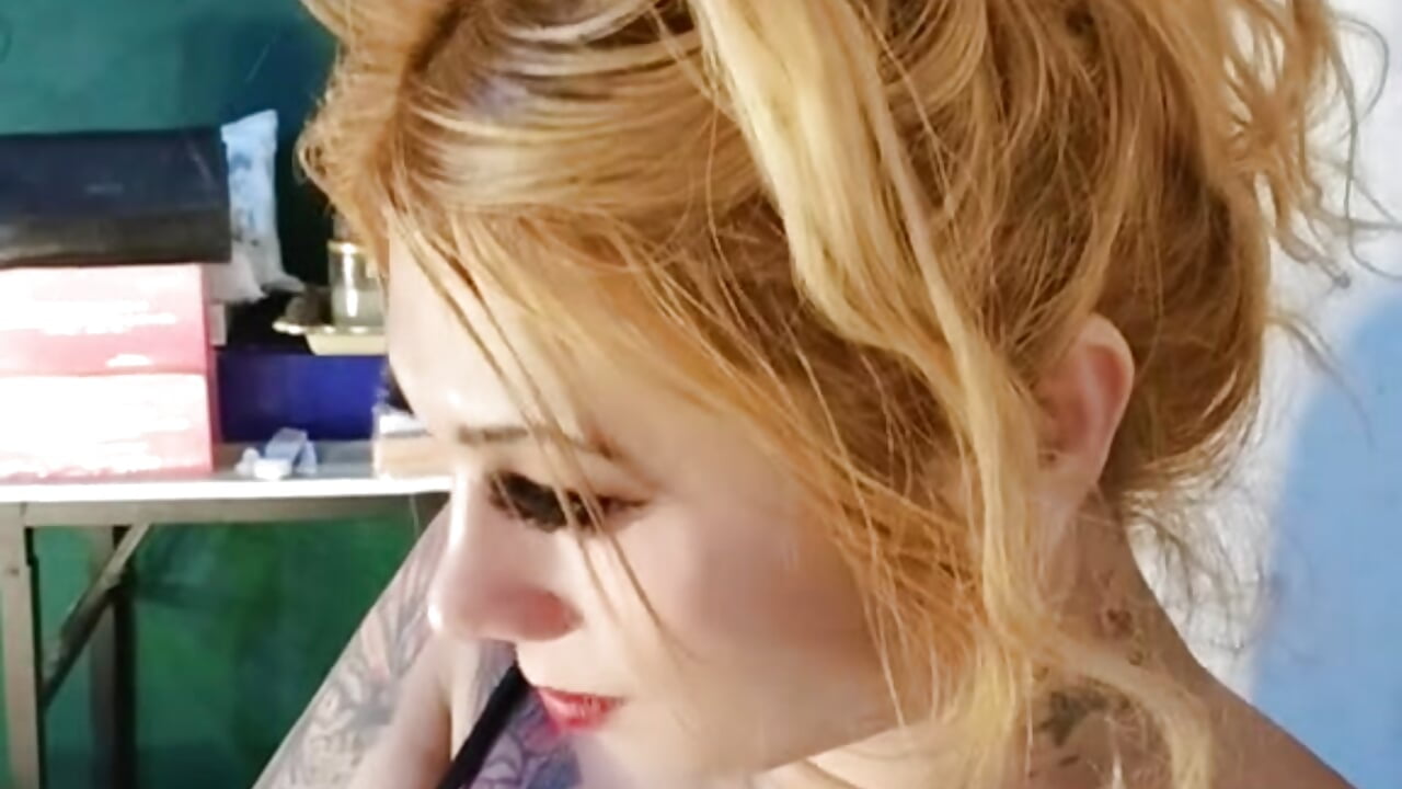 1000045315 — filmik Fayola_Beatrix, modela(-lki) na kamerkach